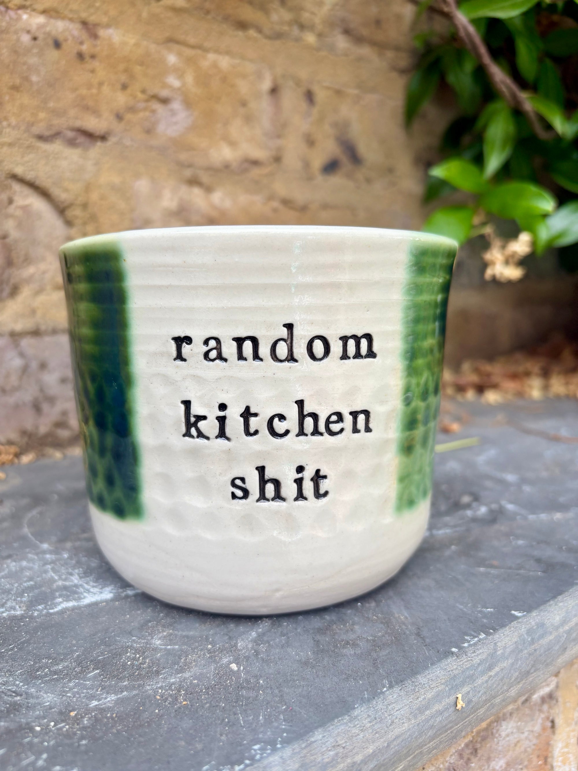 "random kitchen shit" utensil holder (green)
