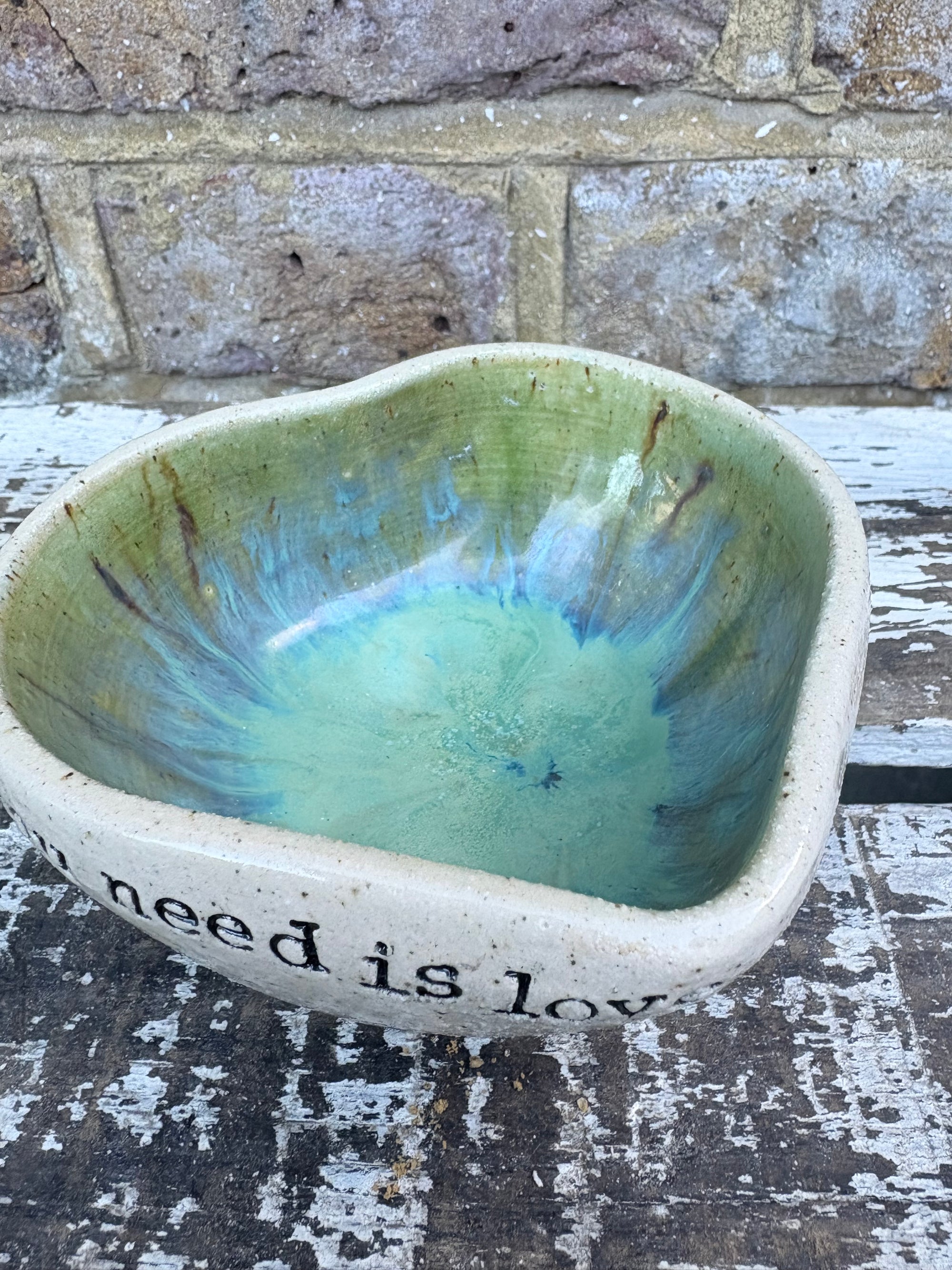 “all you need is love" snack bowl (green dream)