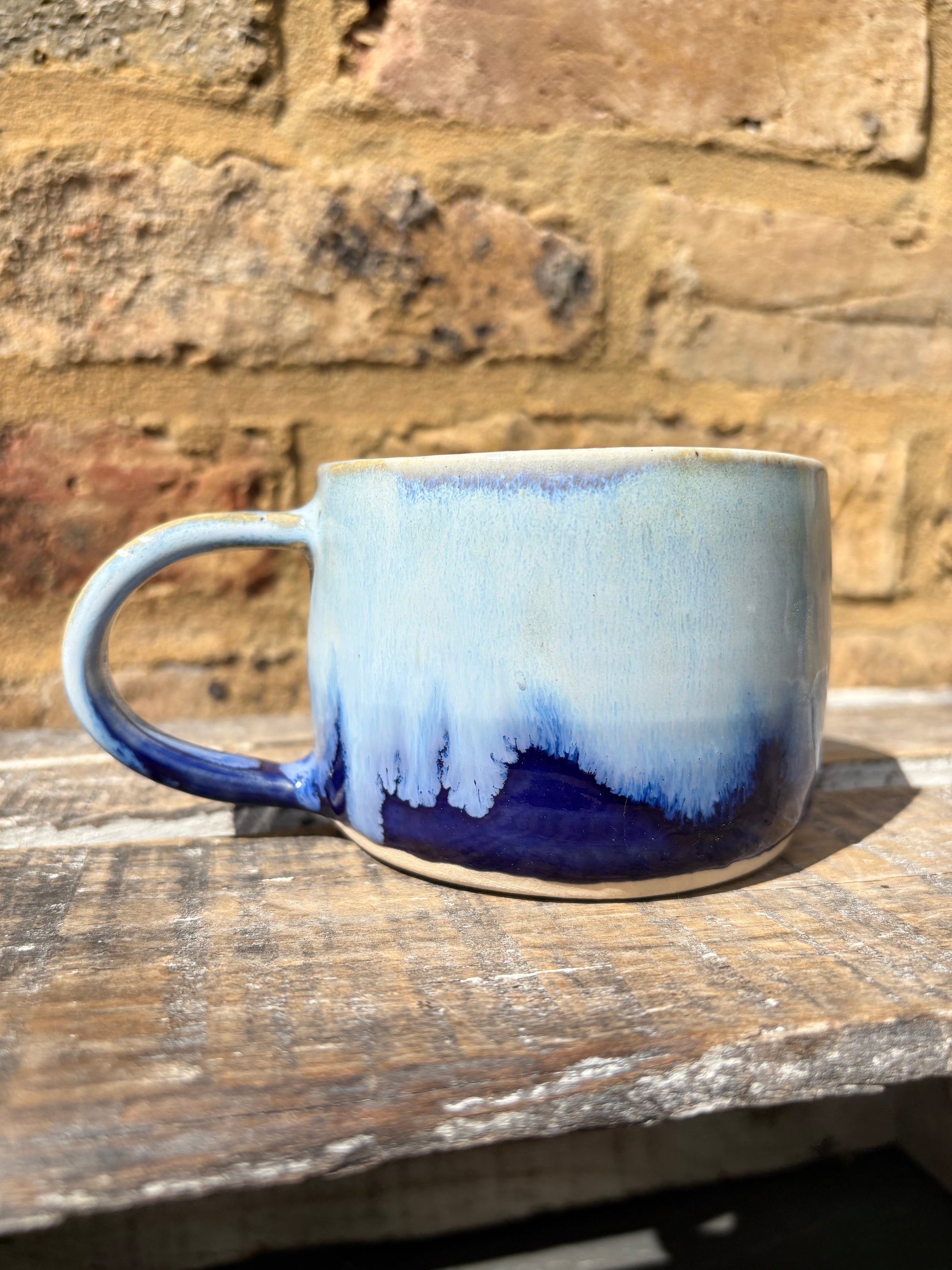 ""there's no "h" in "aitch" except that one" mug (blues)