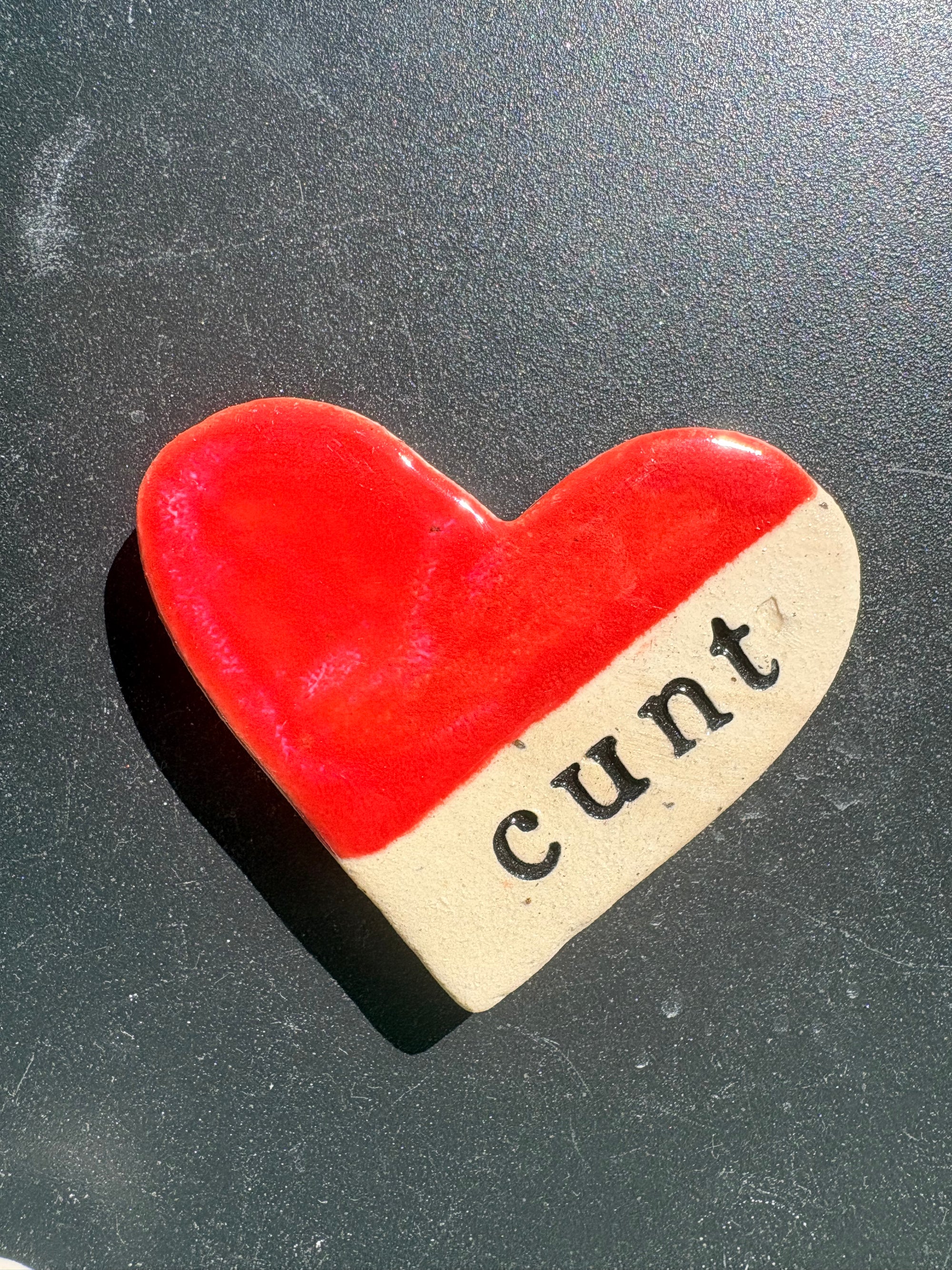“cunt" magnet (red, medium)