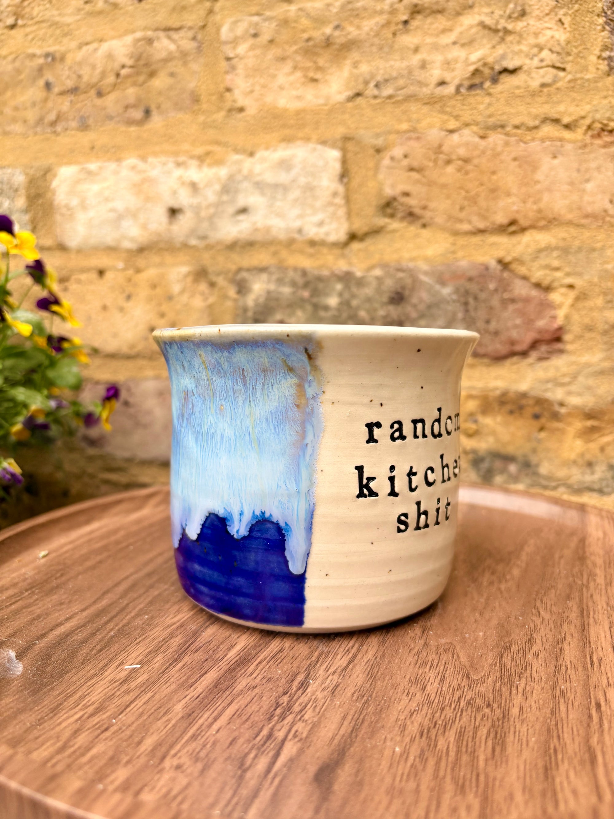 "random kitchen shit" utensil holder (blue)
