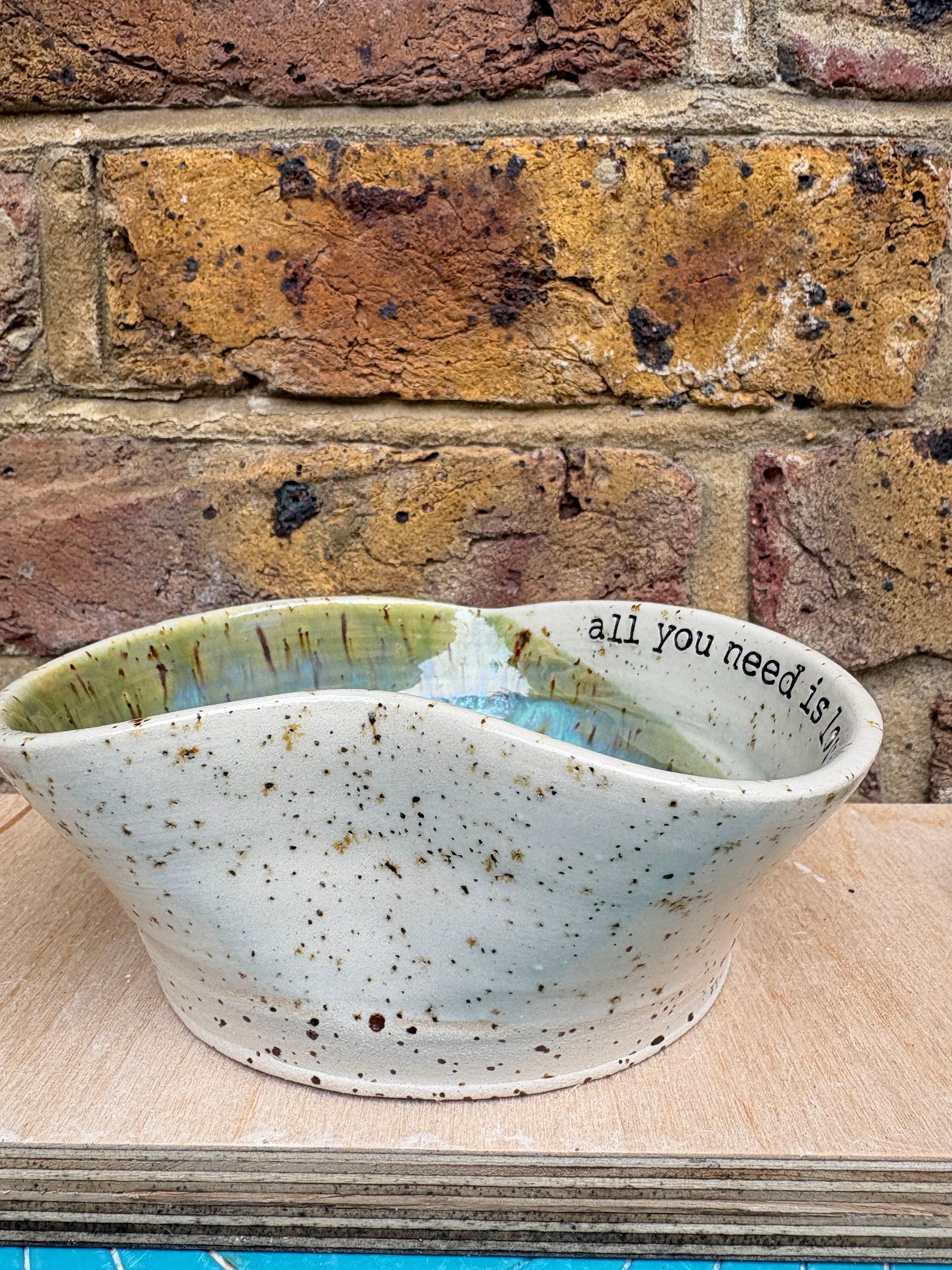 "all you need is love" snack bowl (green dream)