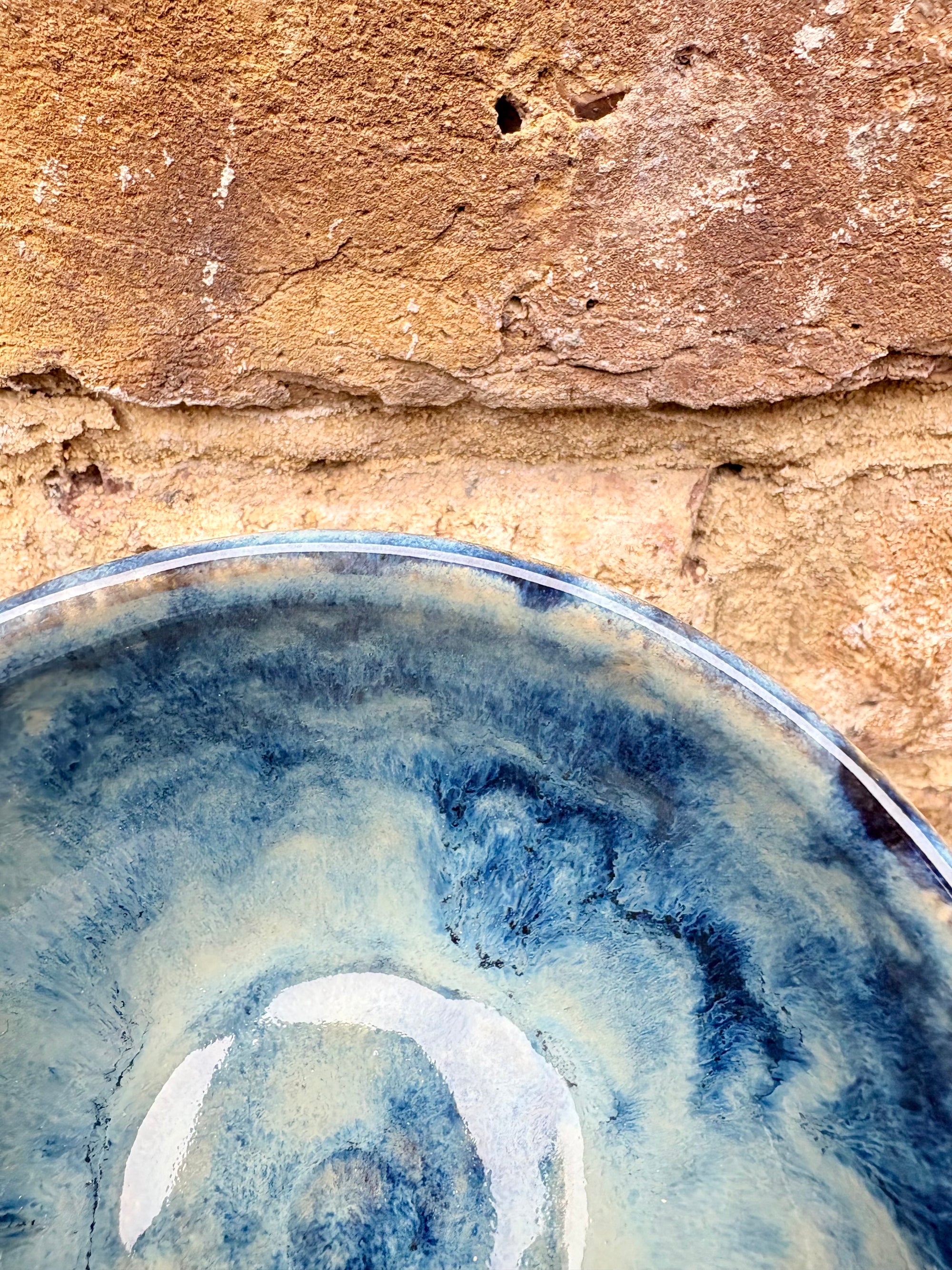 "eat me out" snack bowl