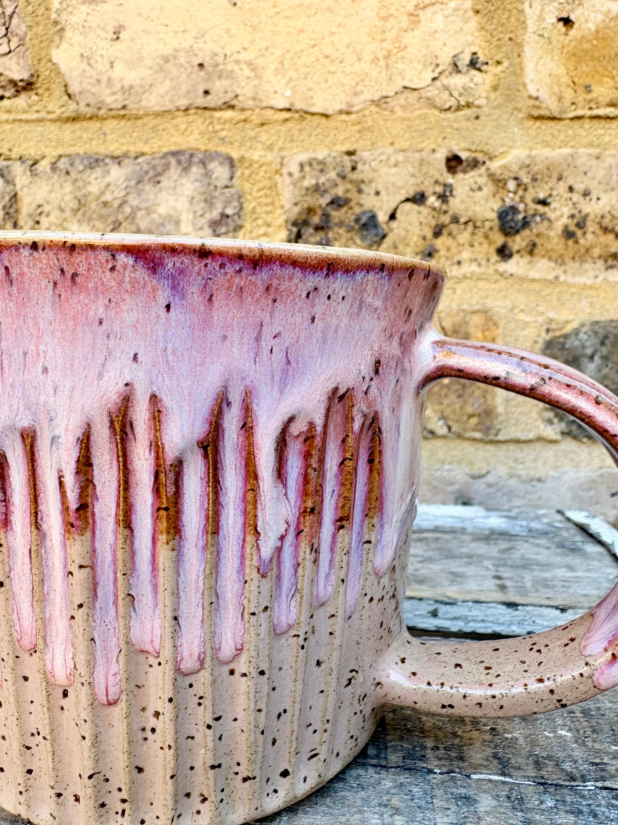 xl  “everyone else is a cunt"  mug (pinks)