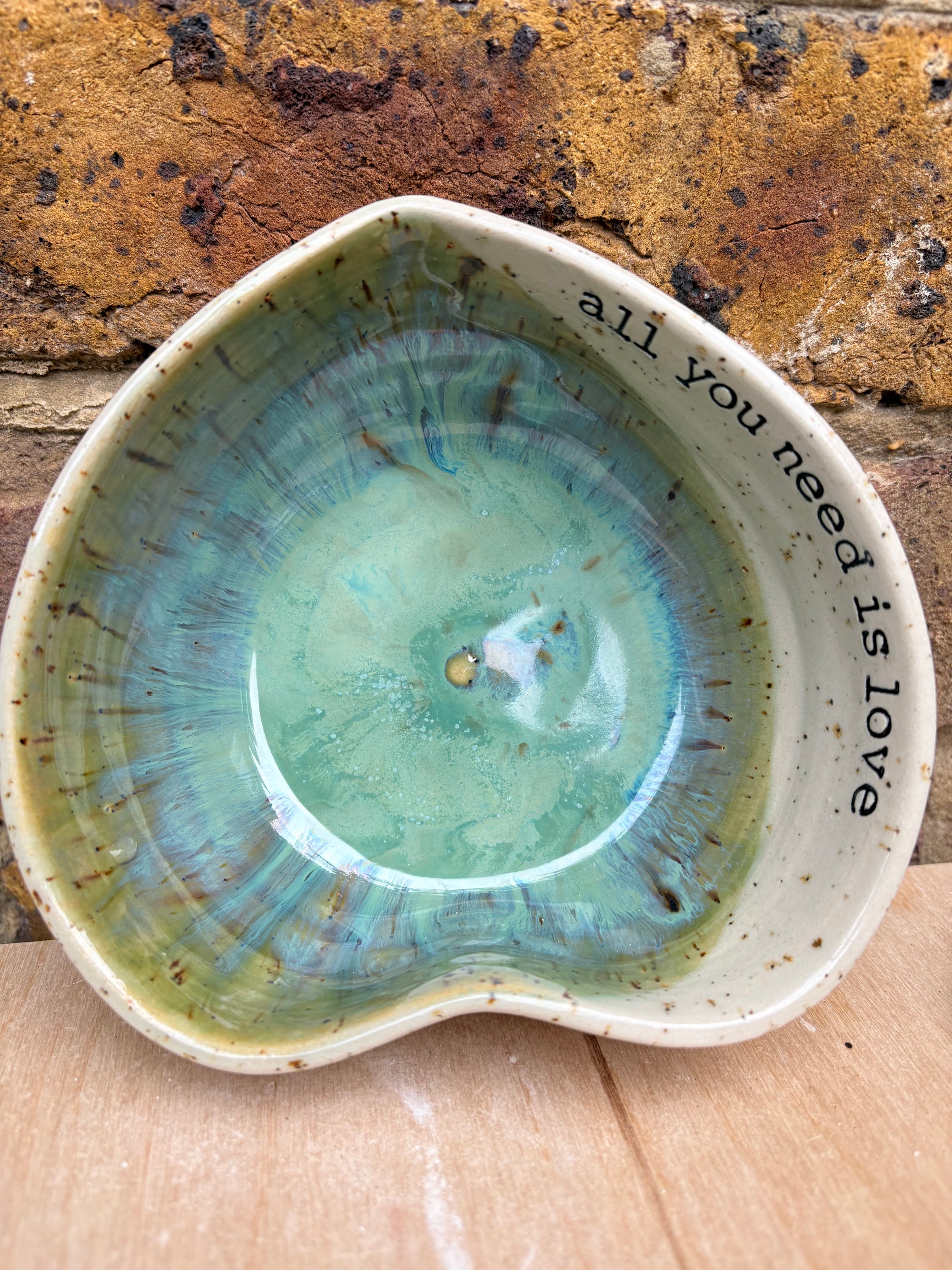 "all you need is love" snack bowl (green dream)