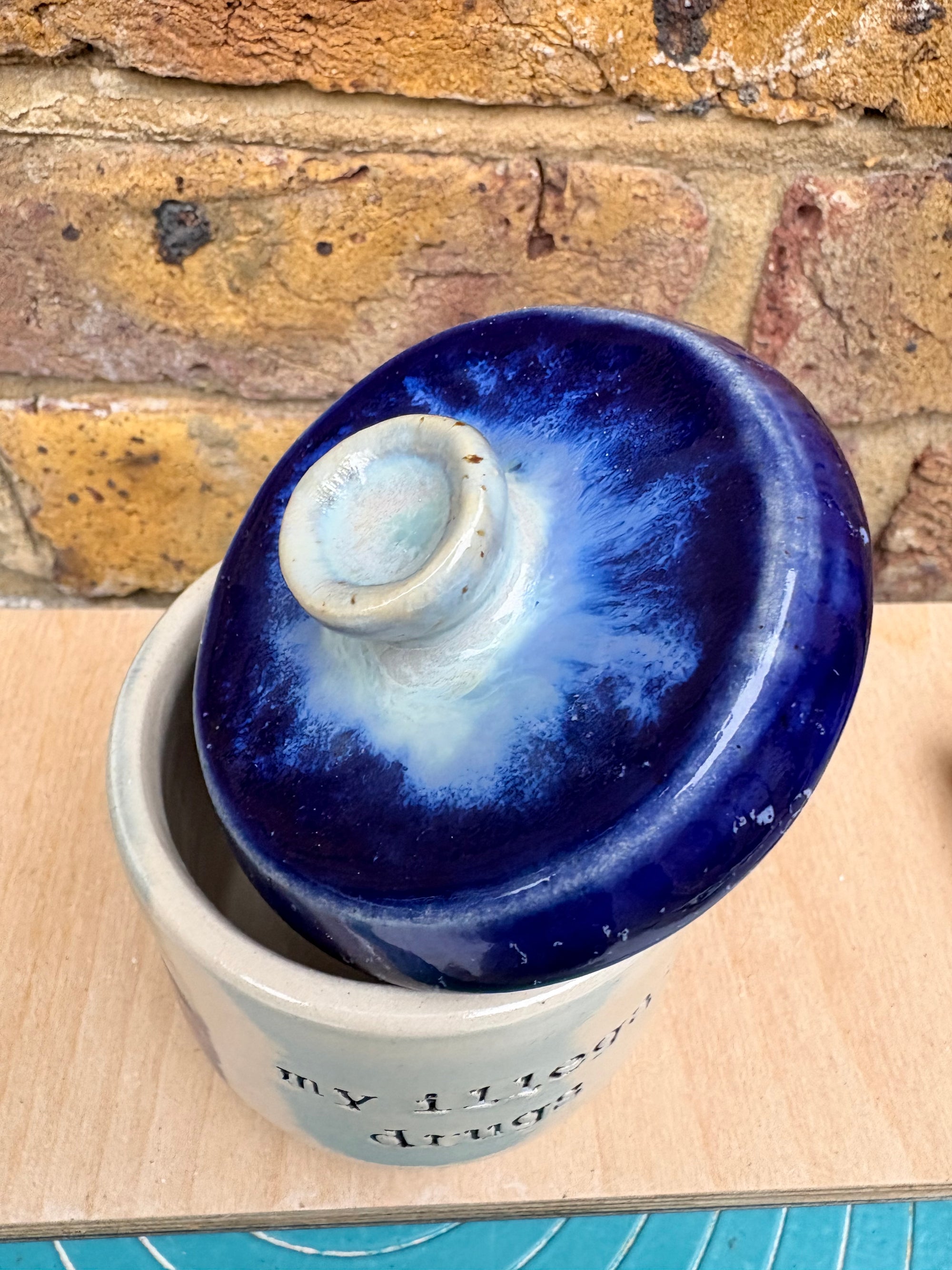 “my illegal drugs" lidded pot (blue night sky)