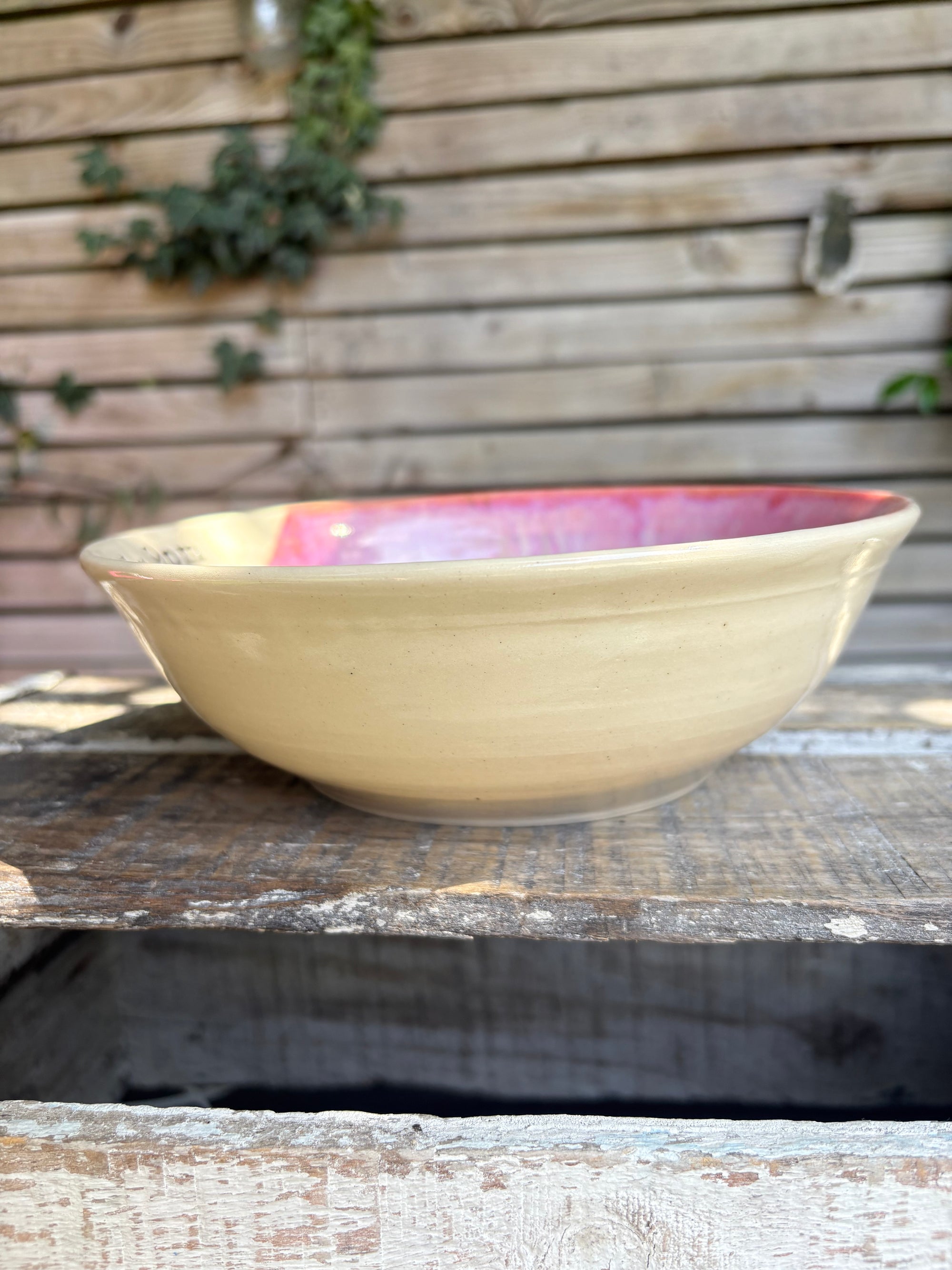“eat, drink and fuck off by 9pm" round salad/pasta bowl (pink, cream clay)