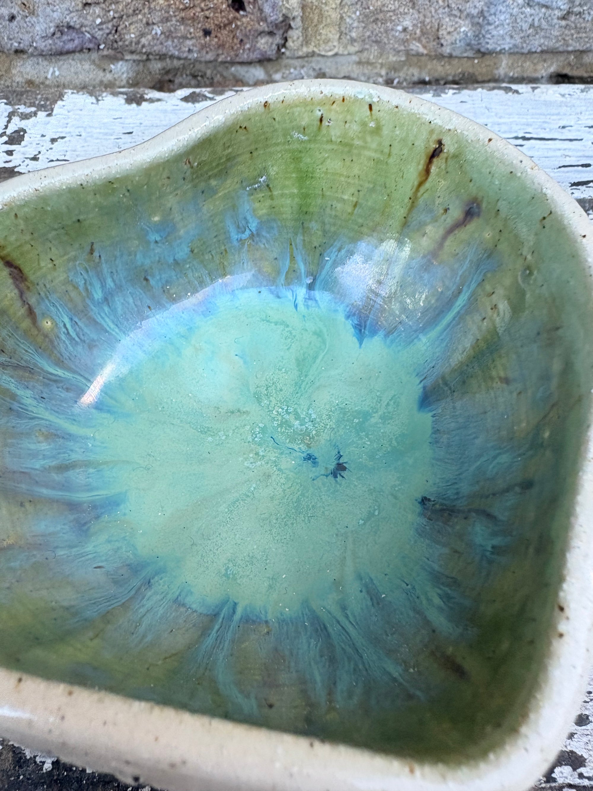 “all you need is love" snack bowl (green dream)