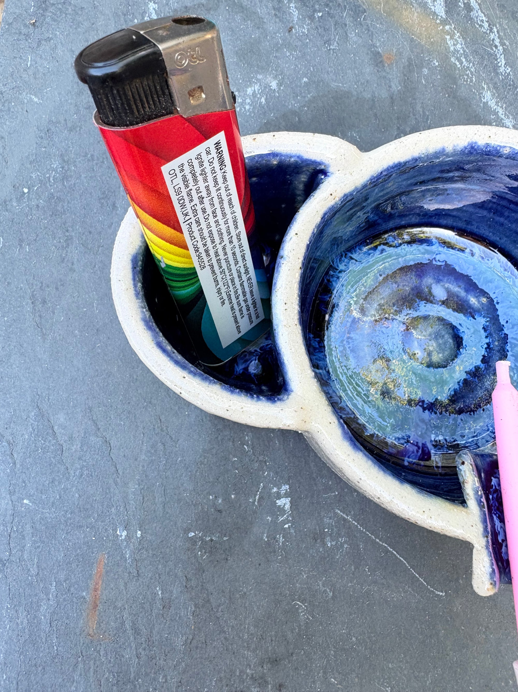 Ashtray with lighter holder (deep blue)