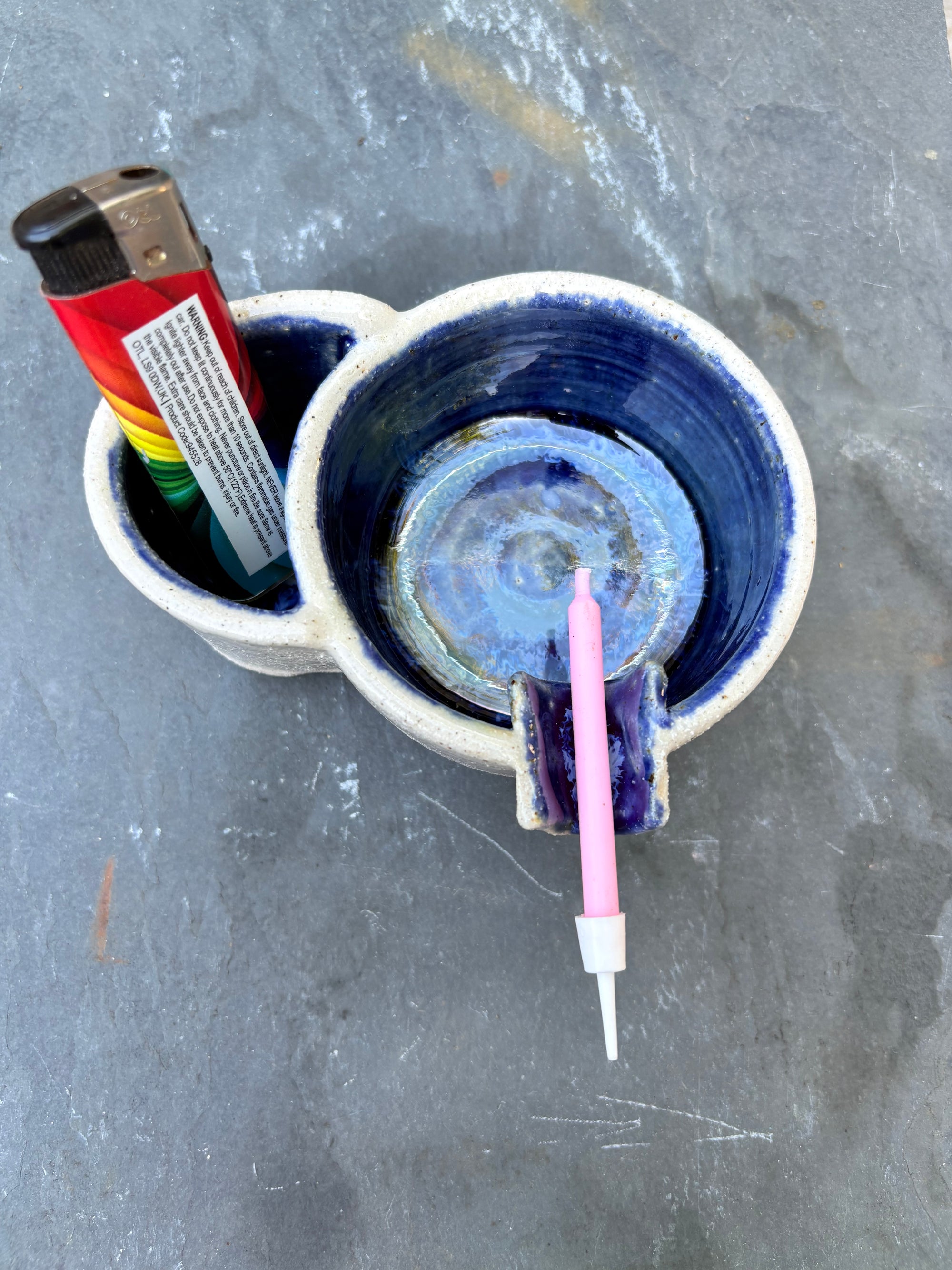 Ashtray with lighter holder (deep blue)