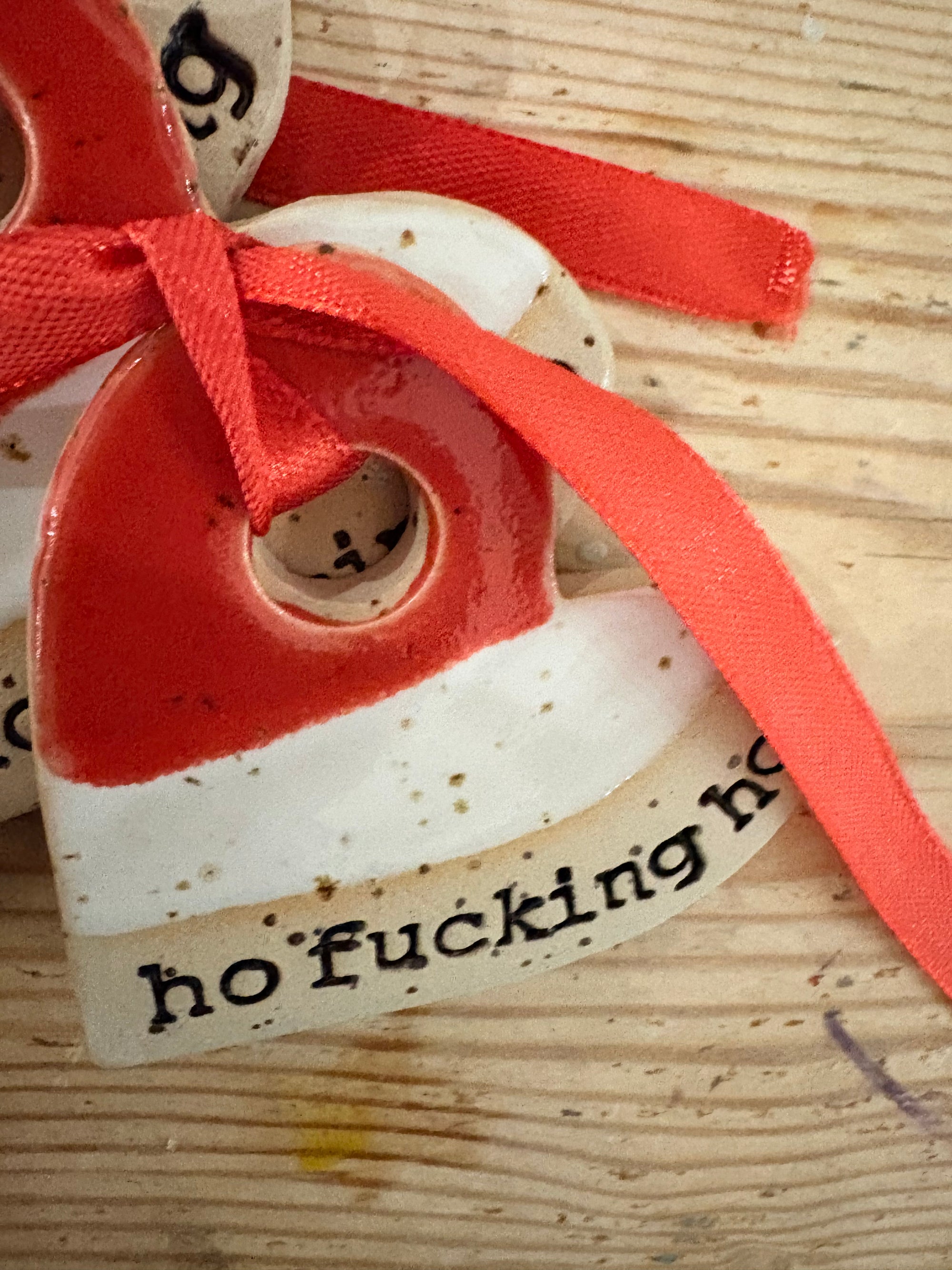 “Ho fucking ho ” hanging decoration (red and white, large)
