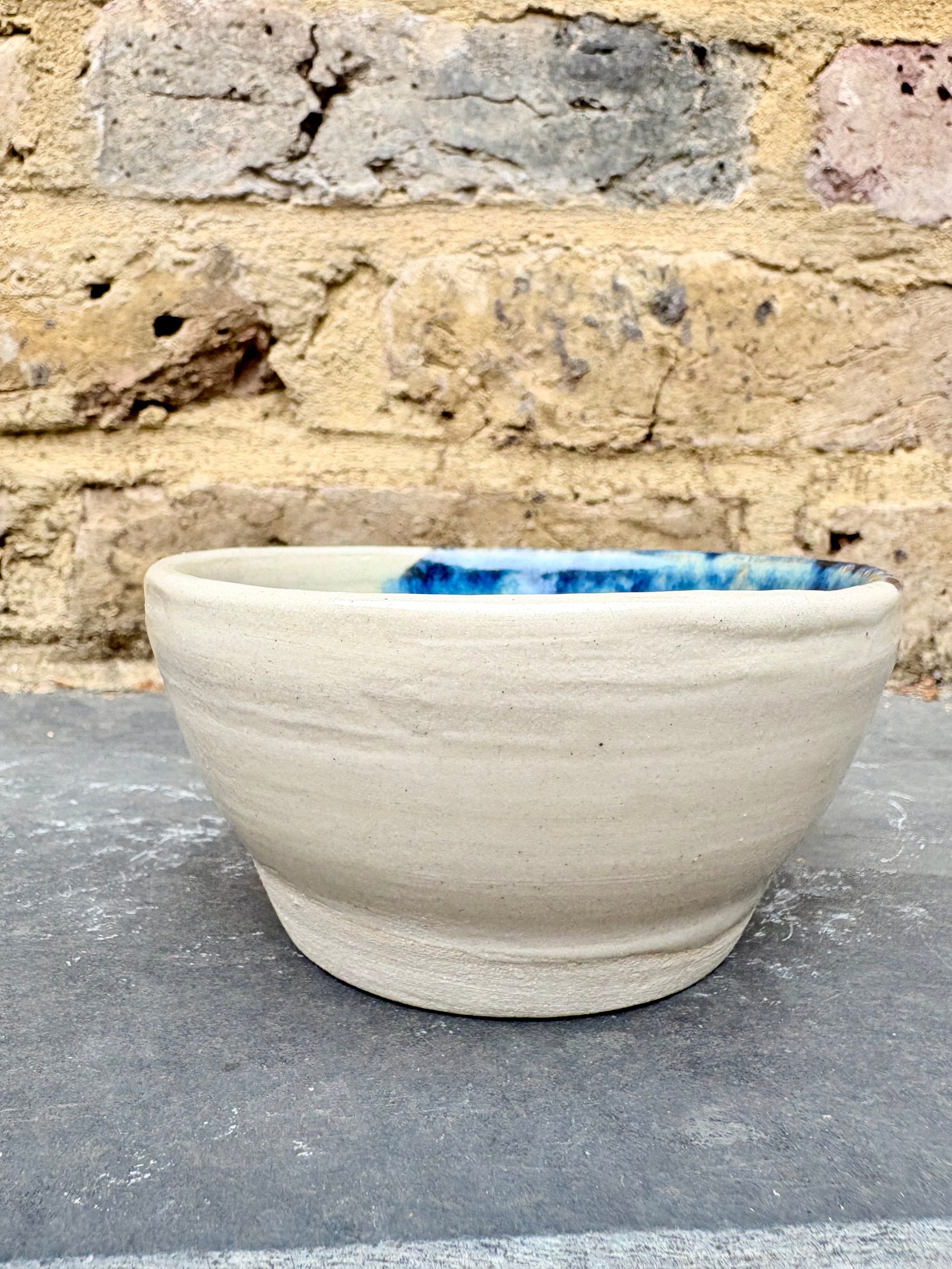 "eat me out" snack bowl