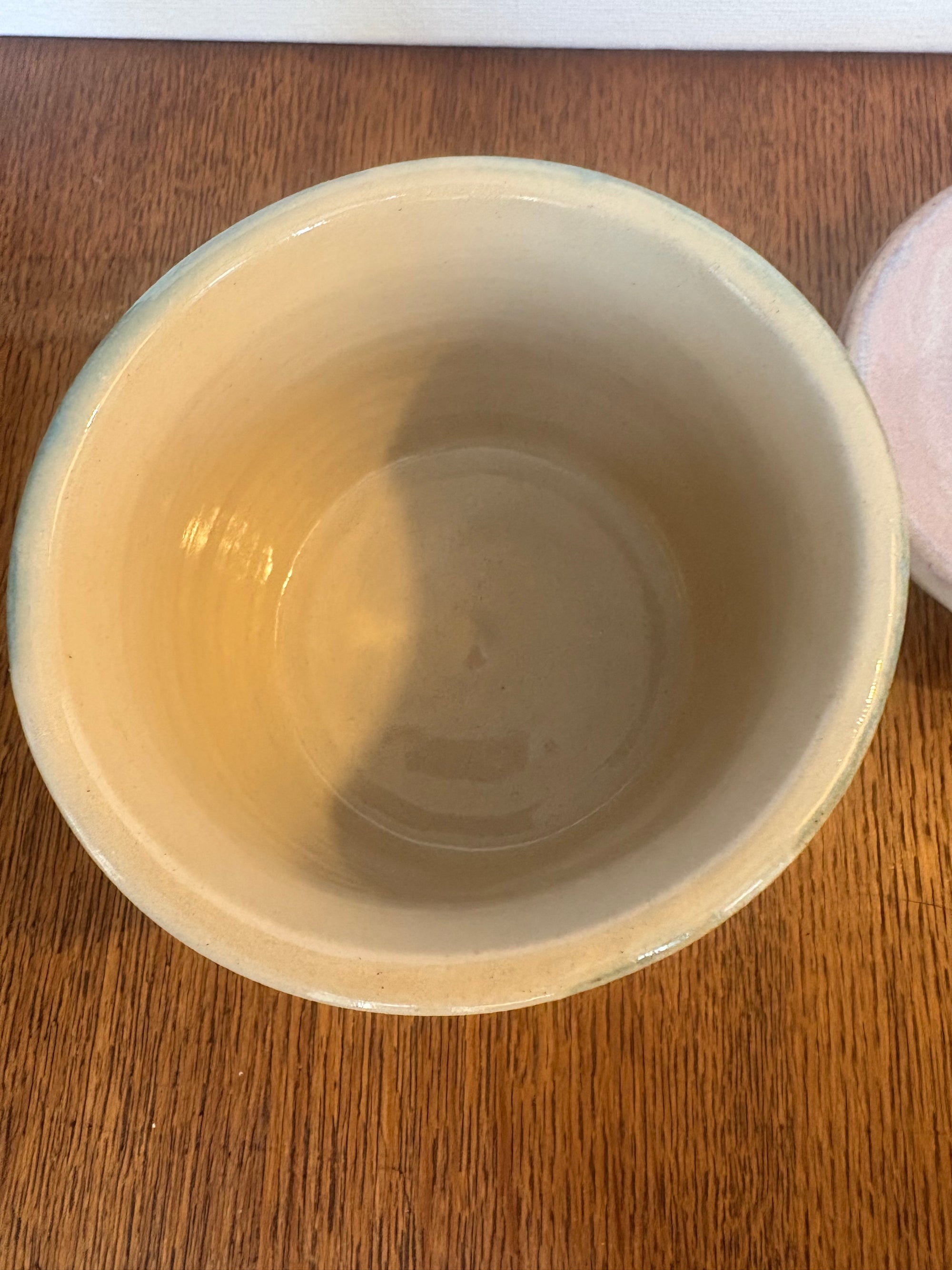 "random shit" lidded pot (oyster pink)