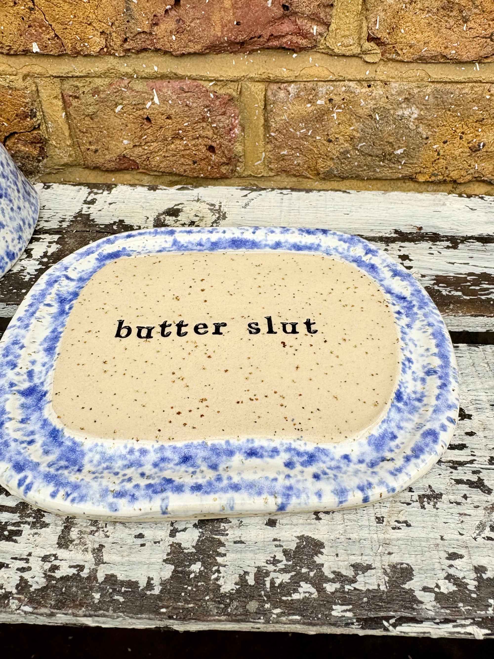 Butter Dish (butter slut, speckle blue)