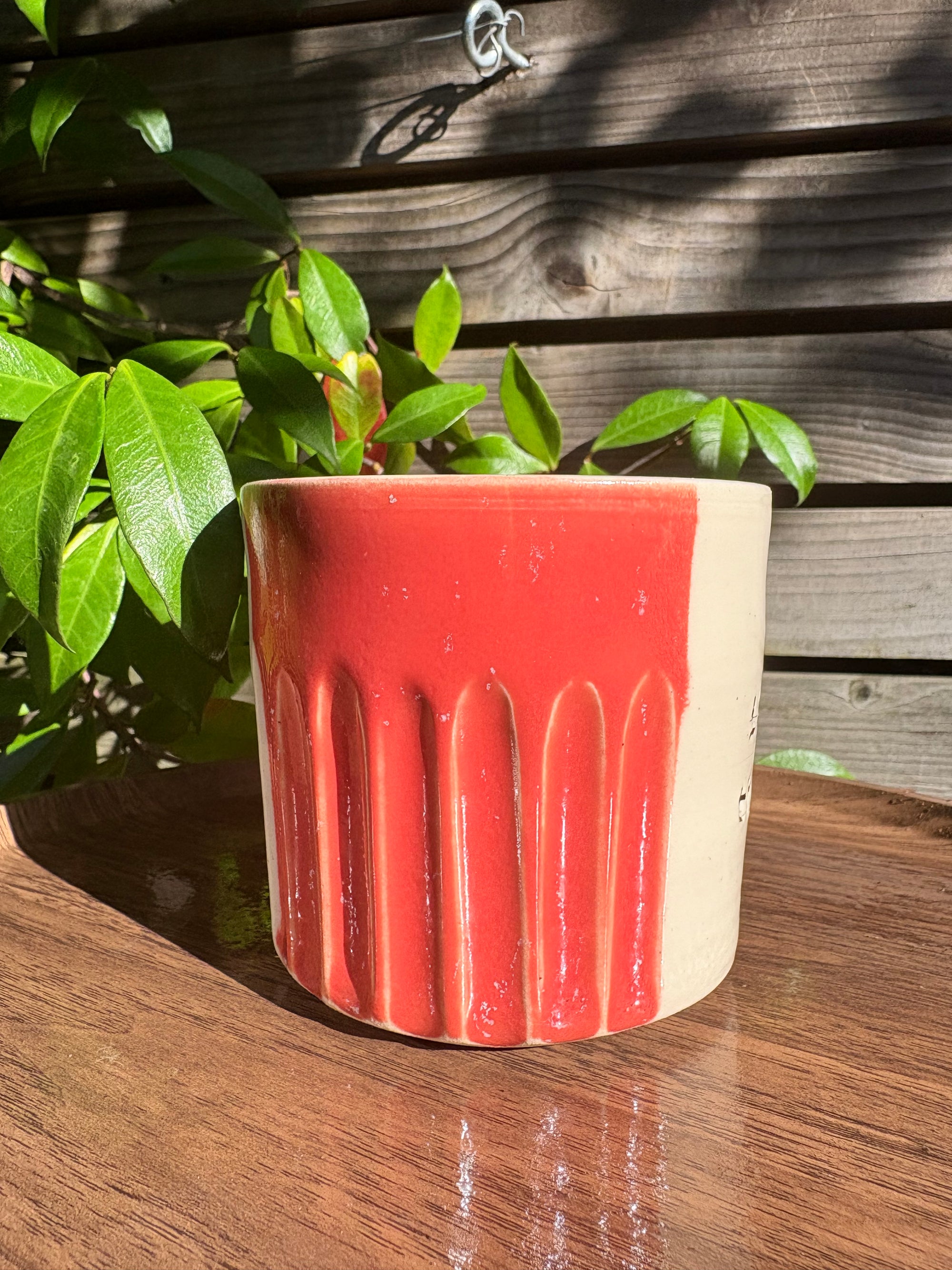 "fuck off, i'm watching the traitors" mug (no handle/orange speckle/grooves, 320ml)