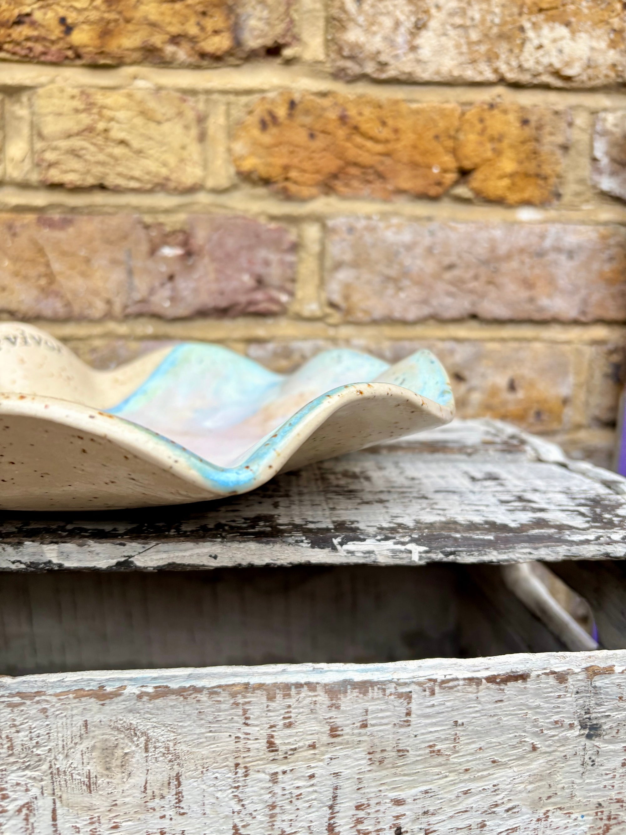 “small talk survivor" serving dish (Pink Night Sky