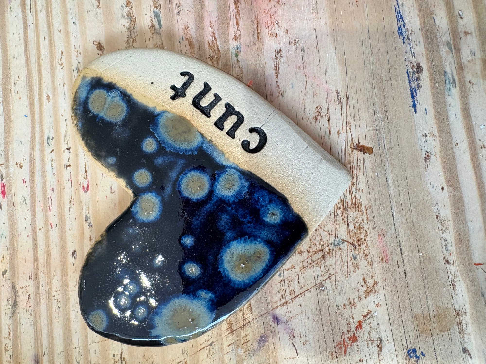 “cunt" Magnet
