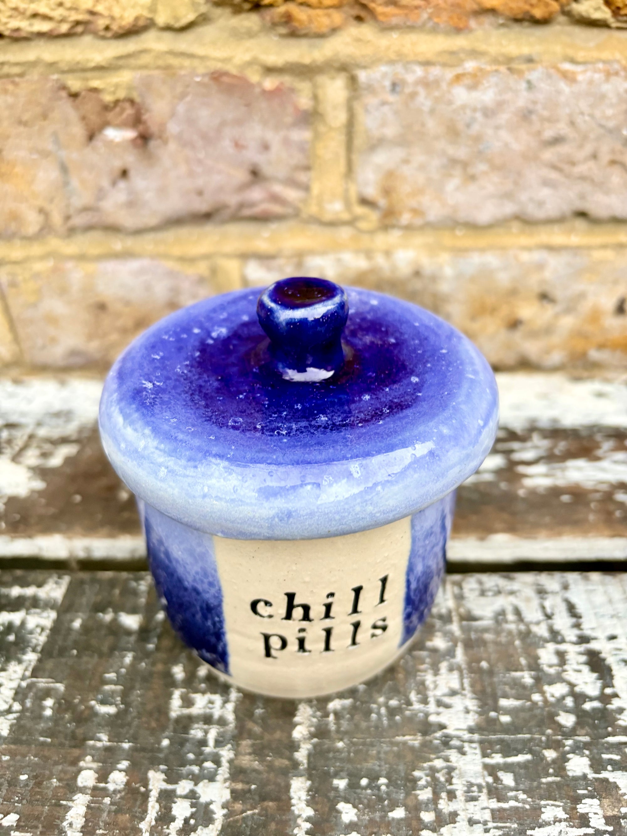 "chill pills" lidded pot (blue)