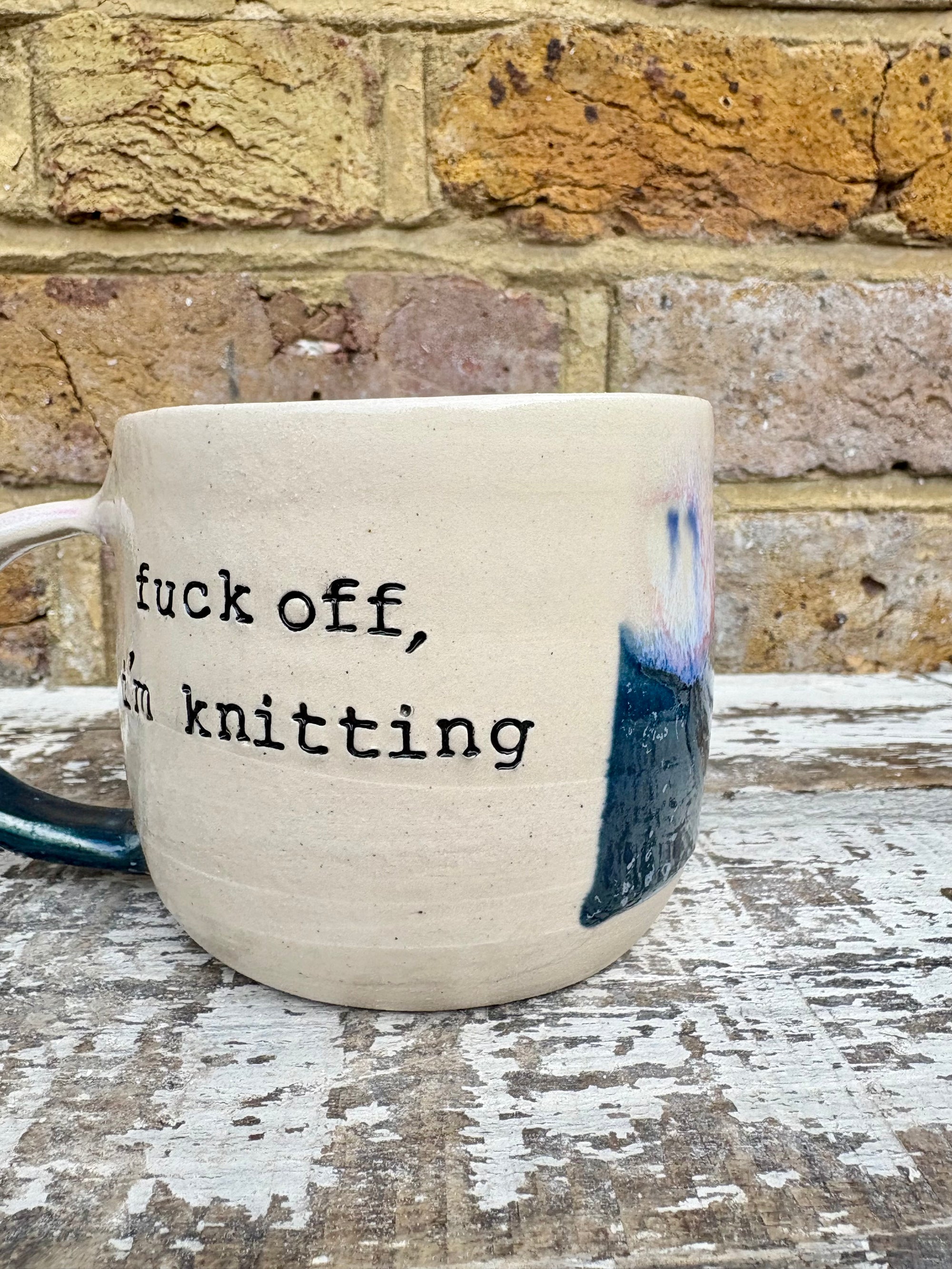 “Fuck off, i'm knitting" mug