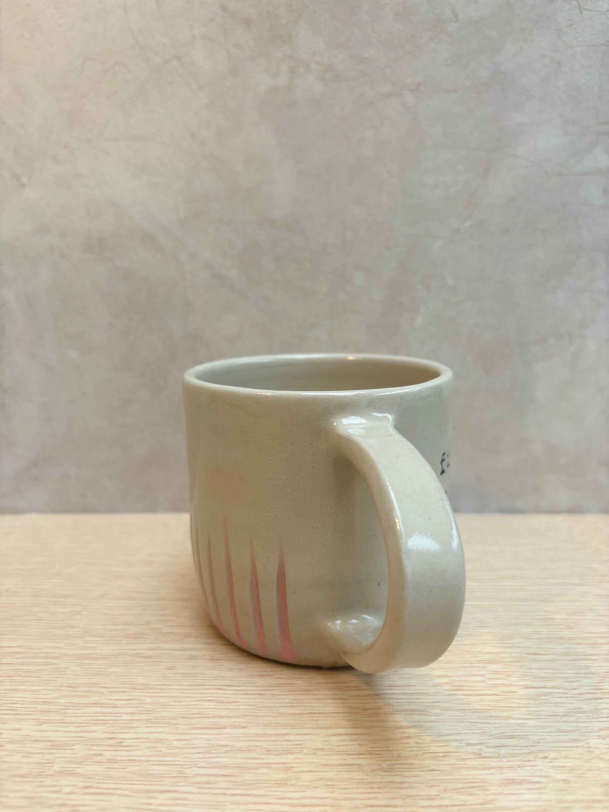 “Fuck off i'm reading" mug (Pale Pink Grooves)