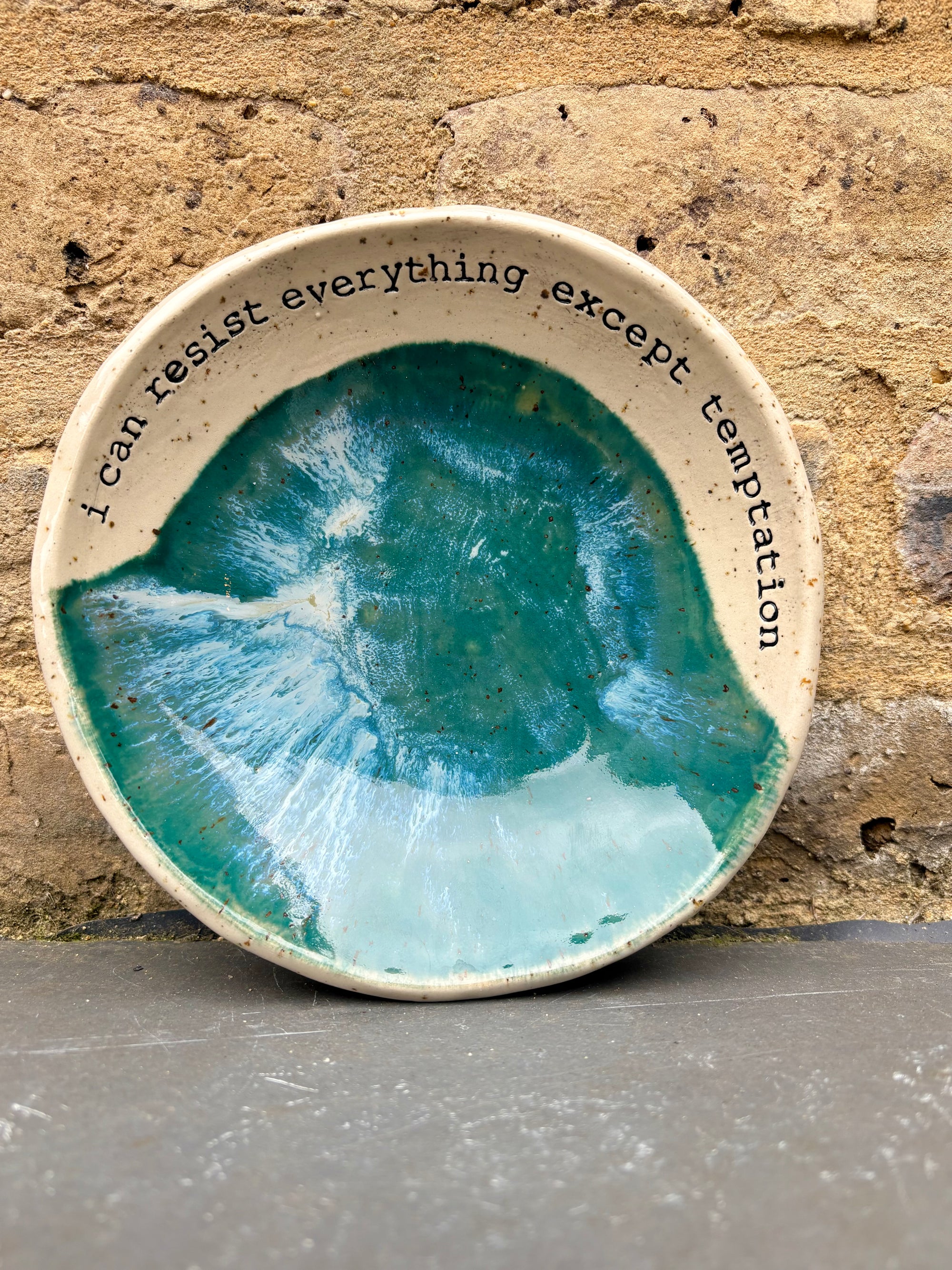 Oscar Wilde "temptation" cake plate (green)