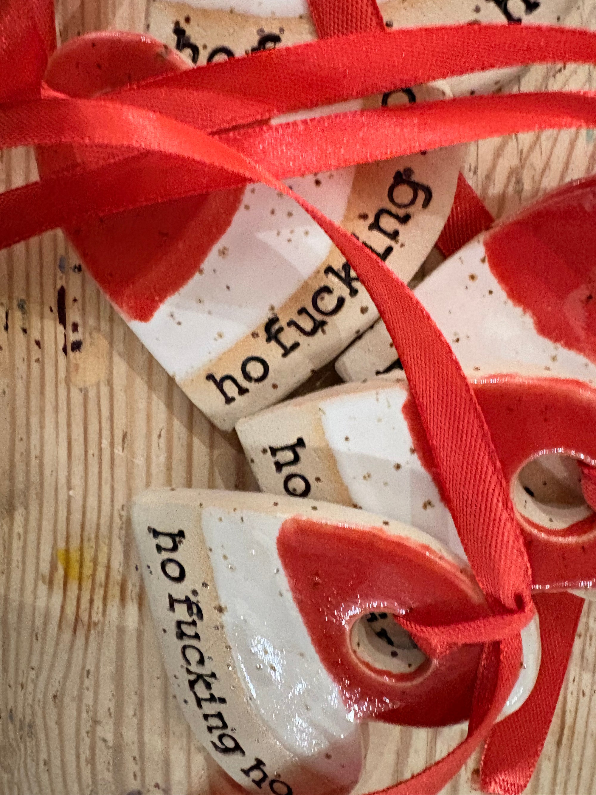 “Ho fucking ho ” hanging decoration (red and white, large)