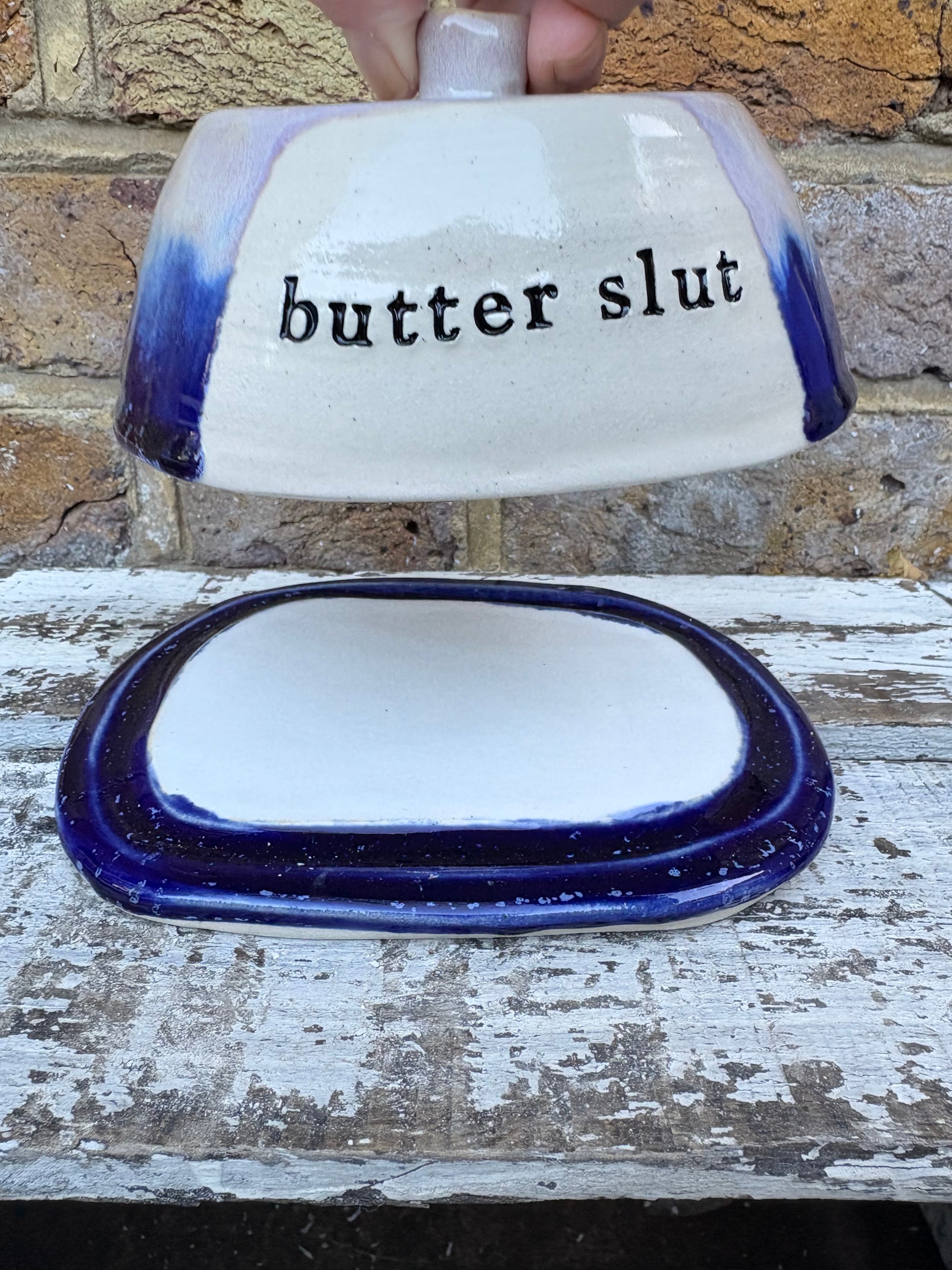 Butter Dish (butter slut, lilac/blue)