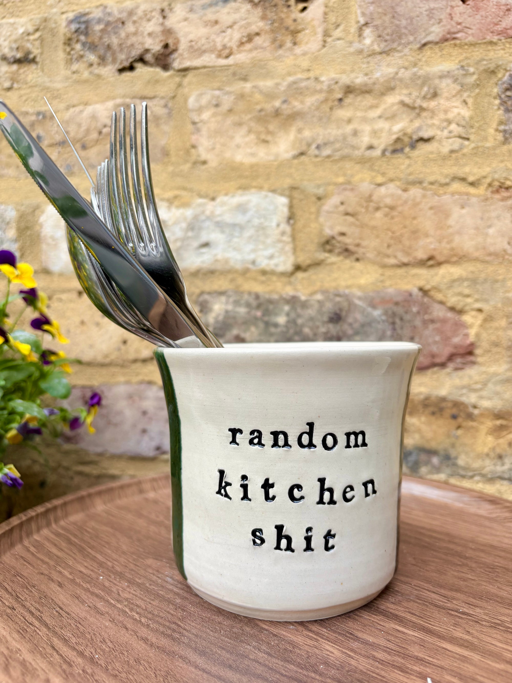 "random kitchen shit" utensil holder (green stripe)