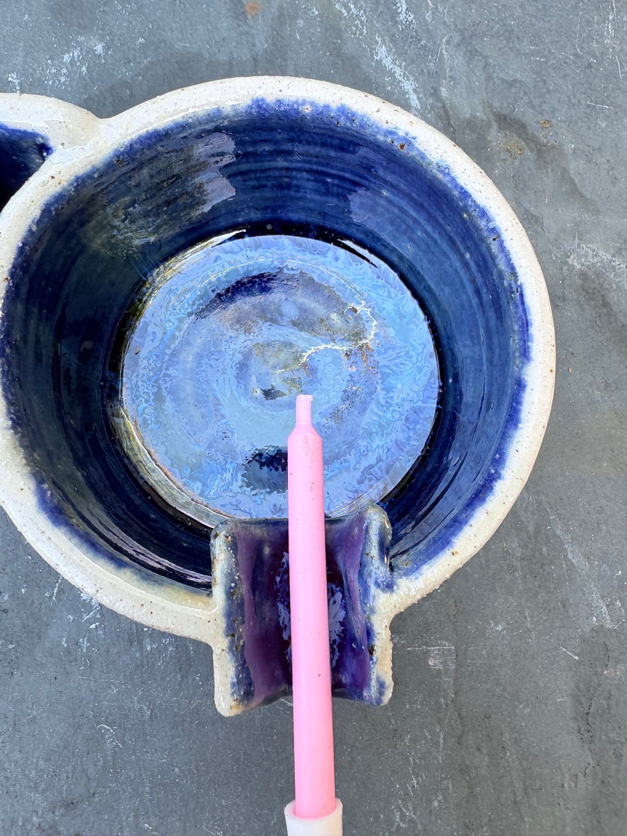 Ashtray with lighter holder (deep blue)
