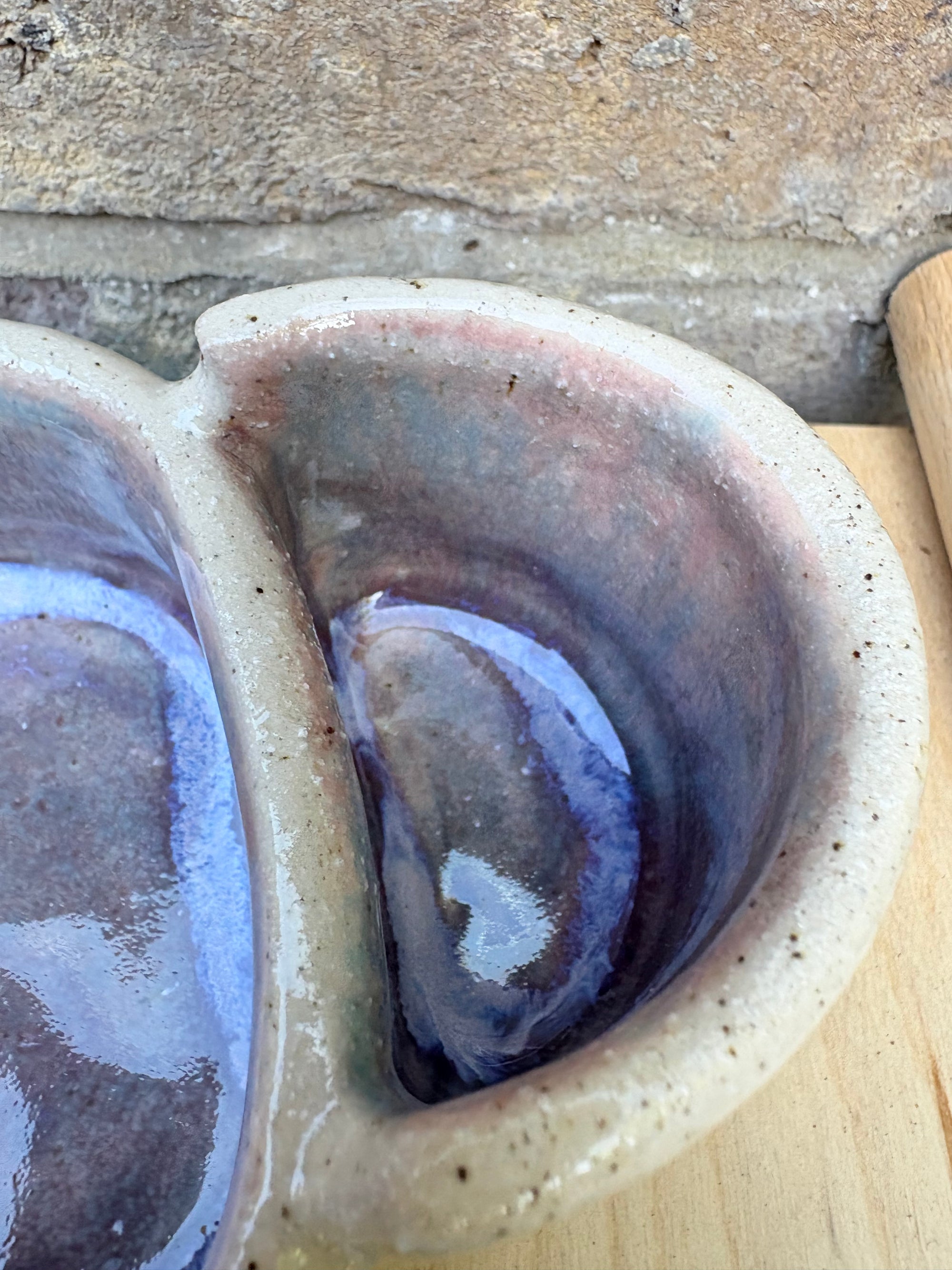 Ashtray with lighter holder (purple)