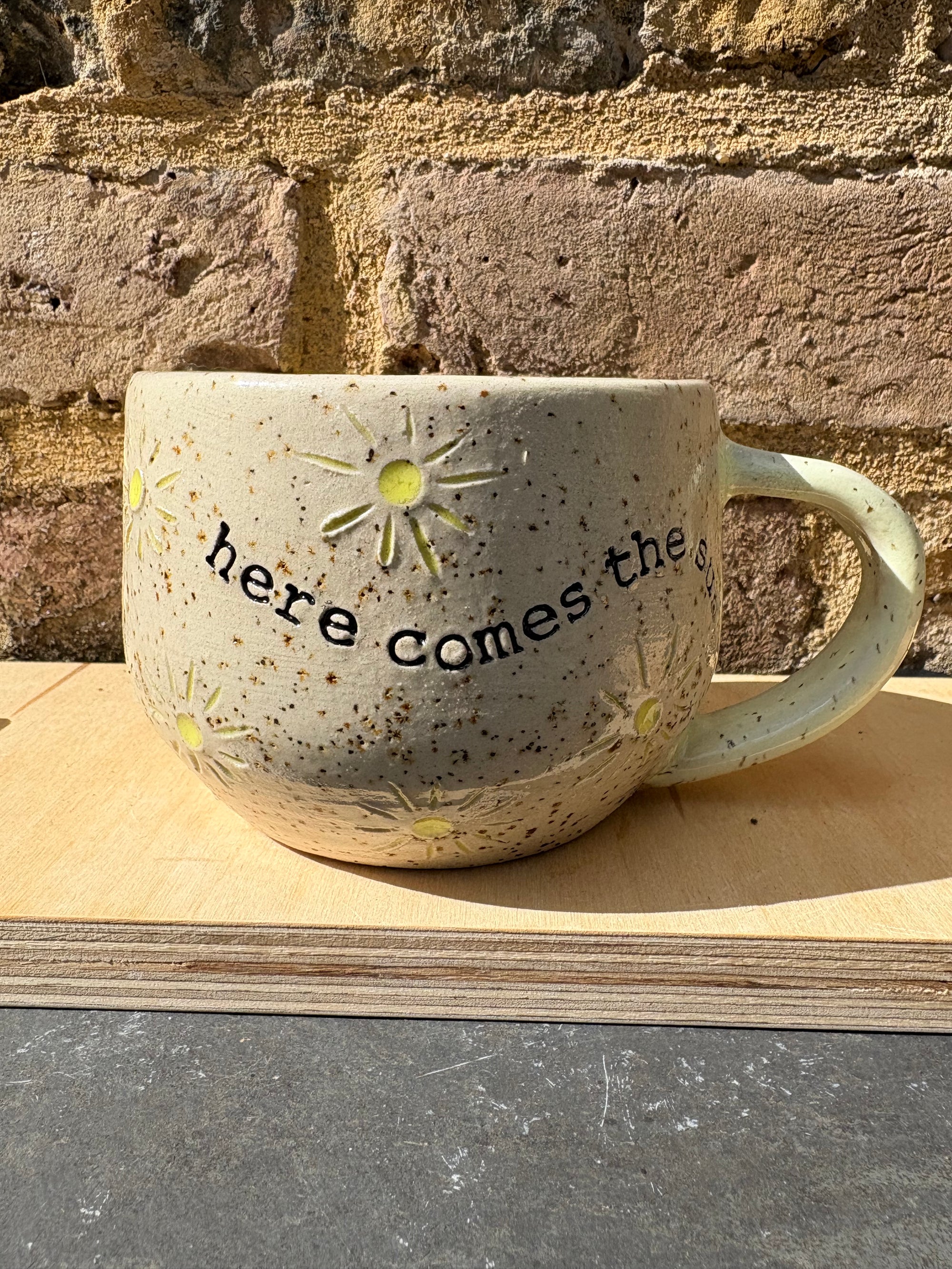 Here comes the sun mug (5 yellow suns)