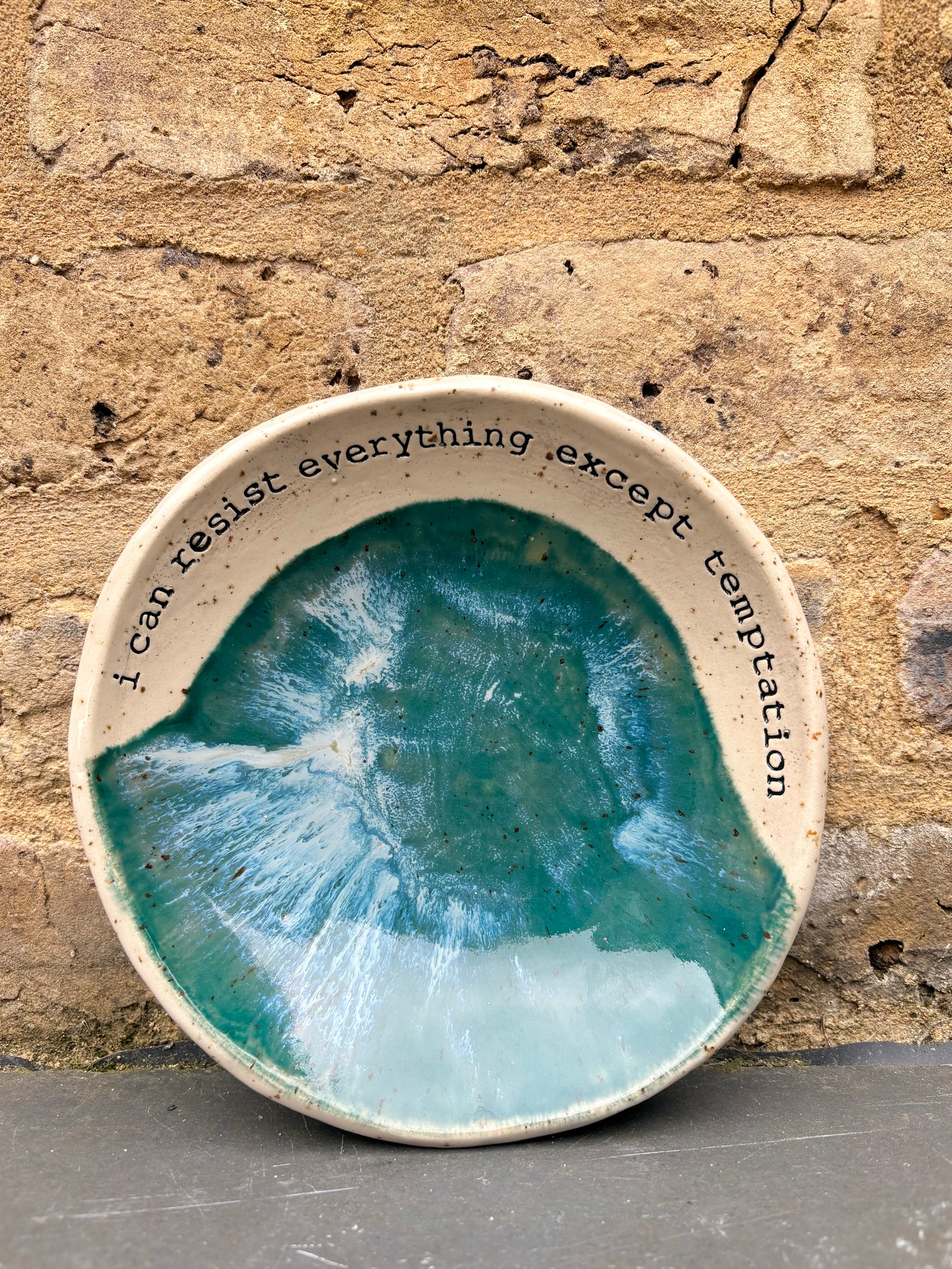 Oscar Wilde "temptation" cake plate (green)