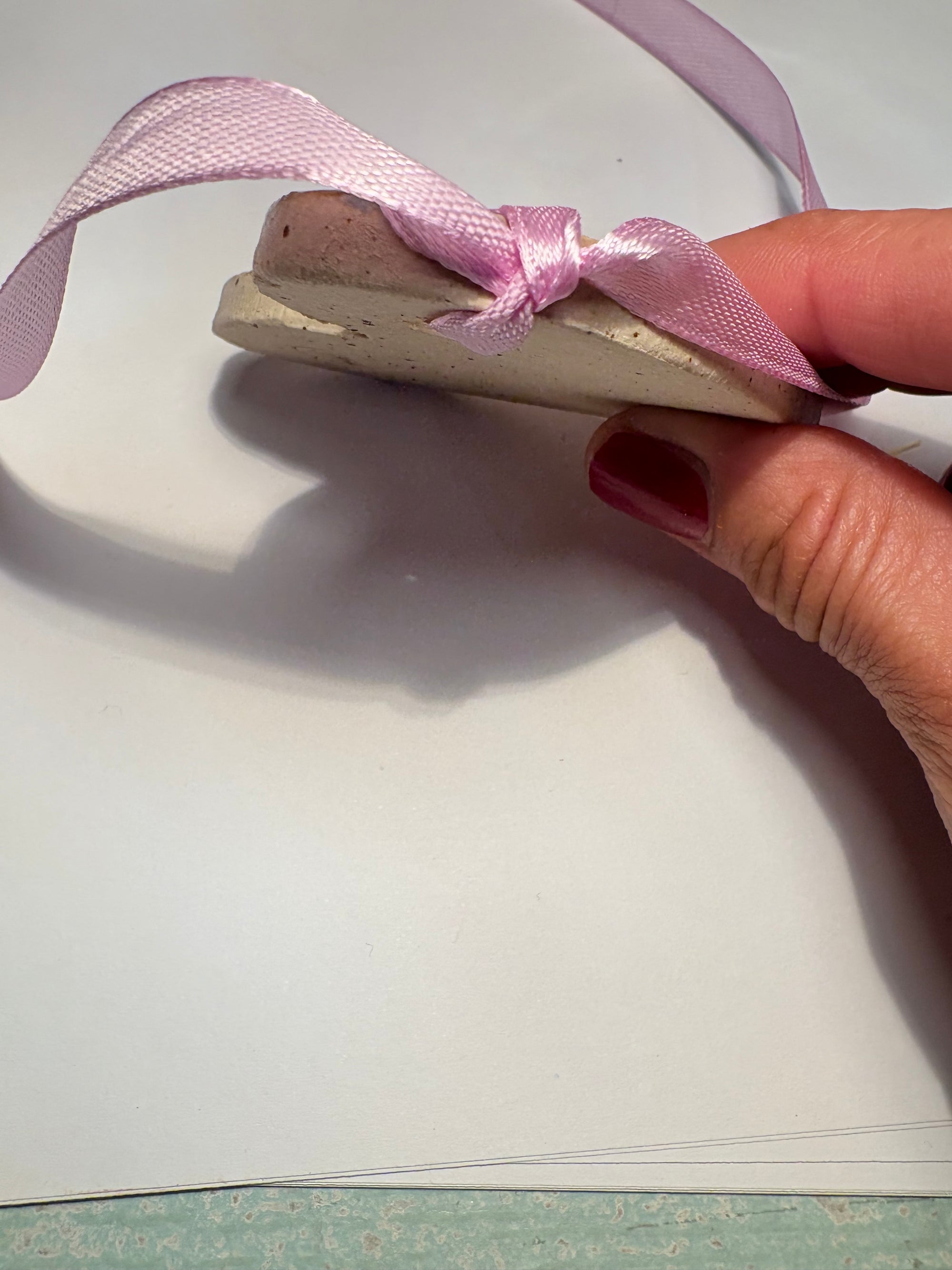 “Speak now" hanging decoration