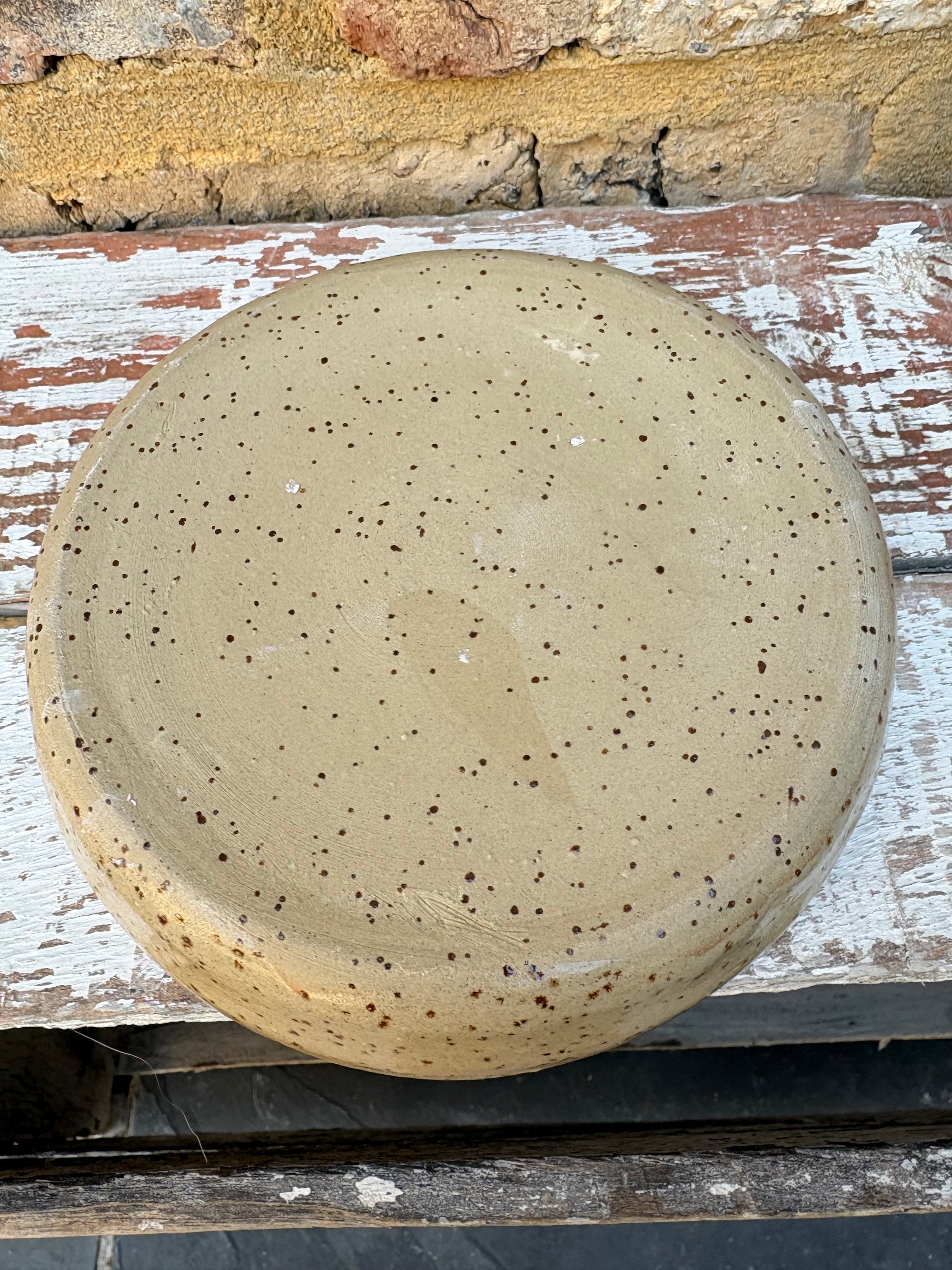 Butter Dish (butter slut, pink wood, flecked clay, knob)
