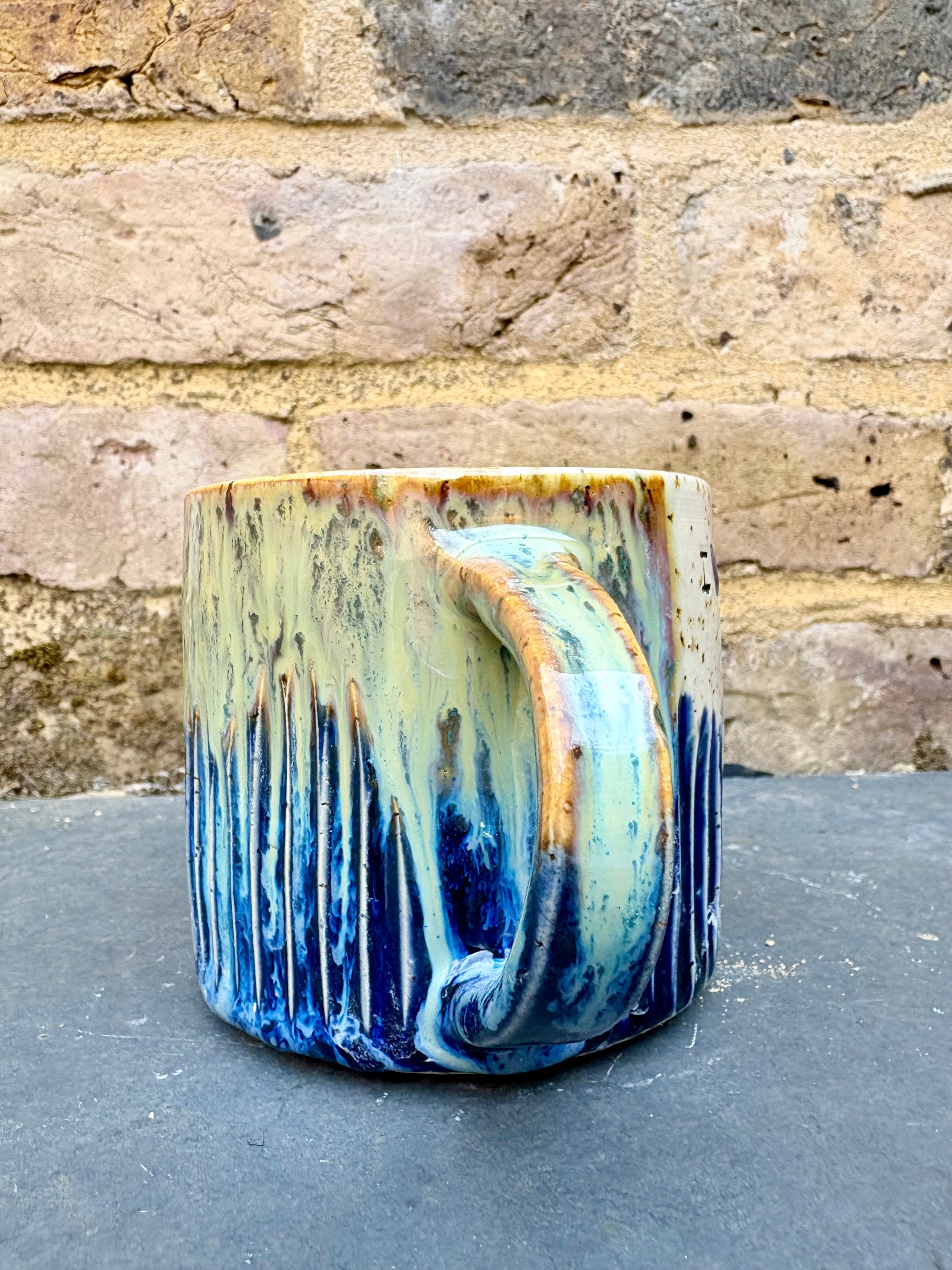 “I 💙 meetings” “everyone else is a grade A cunt" mug (blue/green)