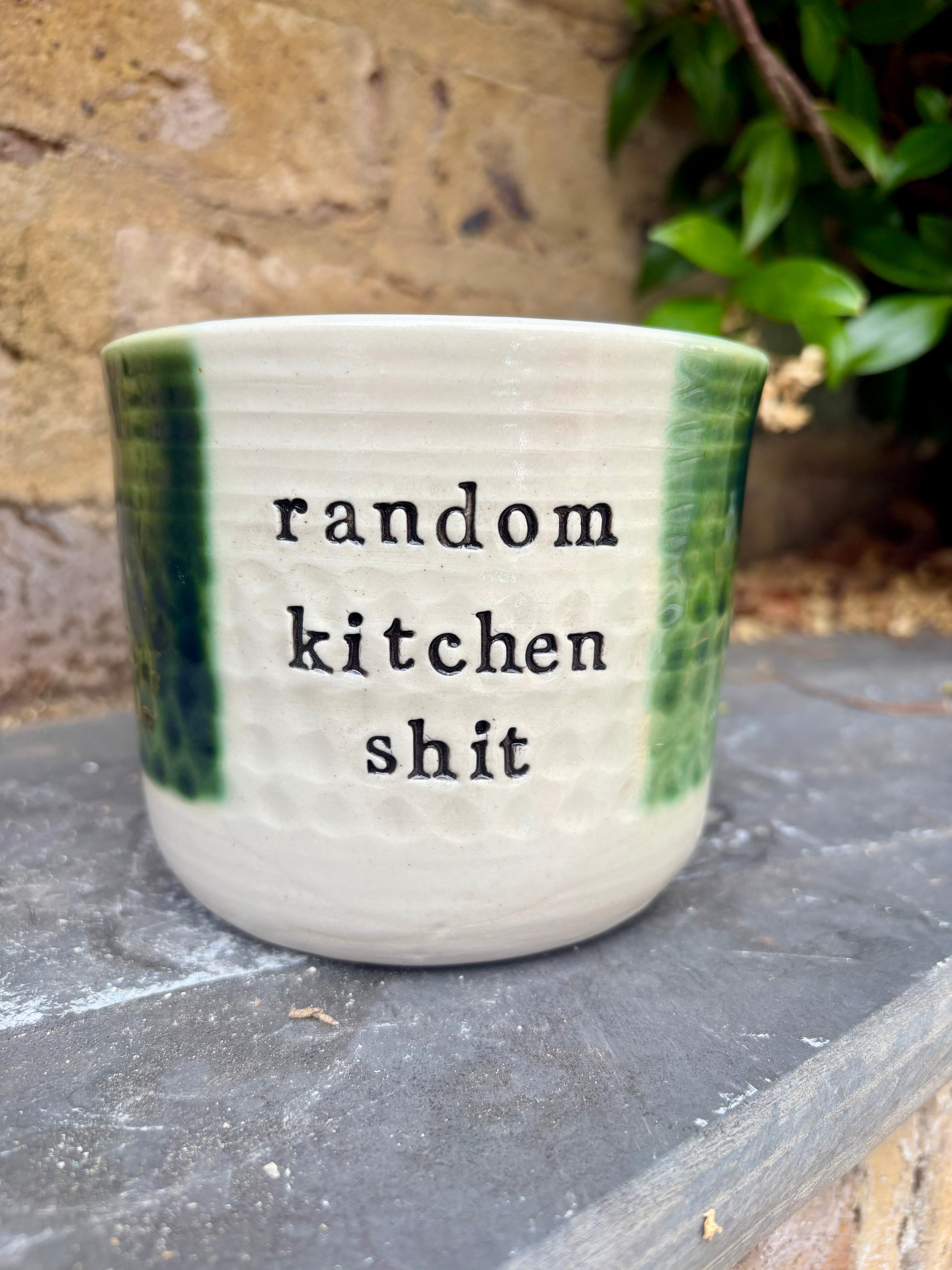"random kitchen shit" utensil holder (green)