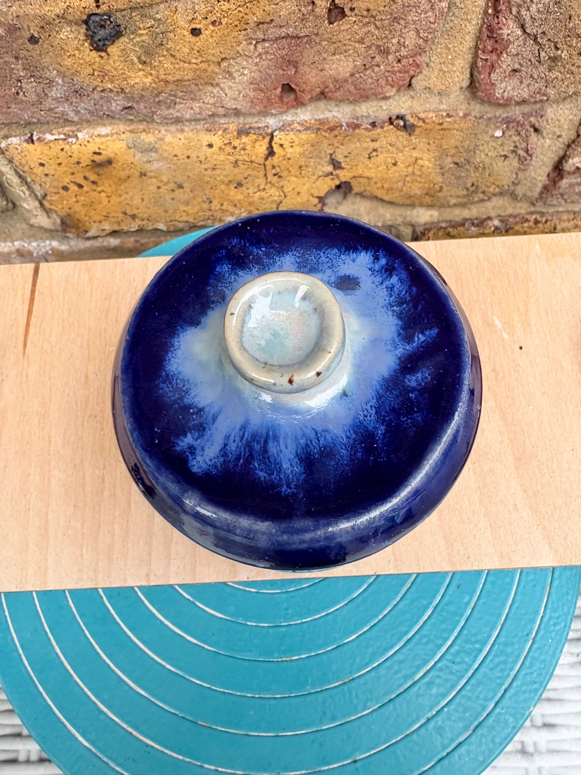 “my illegal drugs" lidded pot (blue night sky)