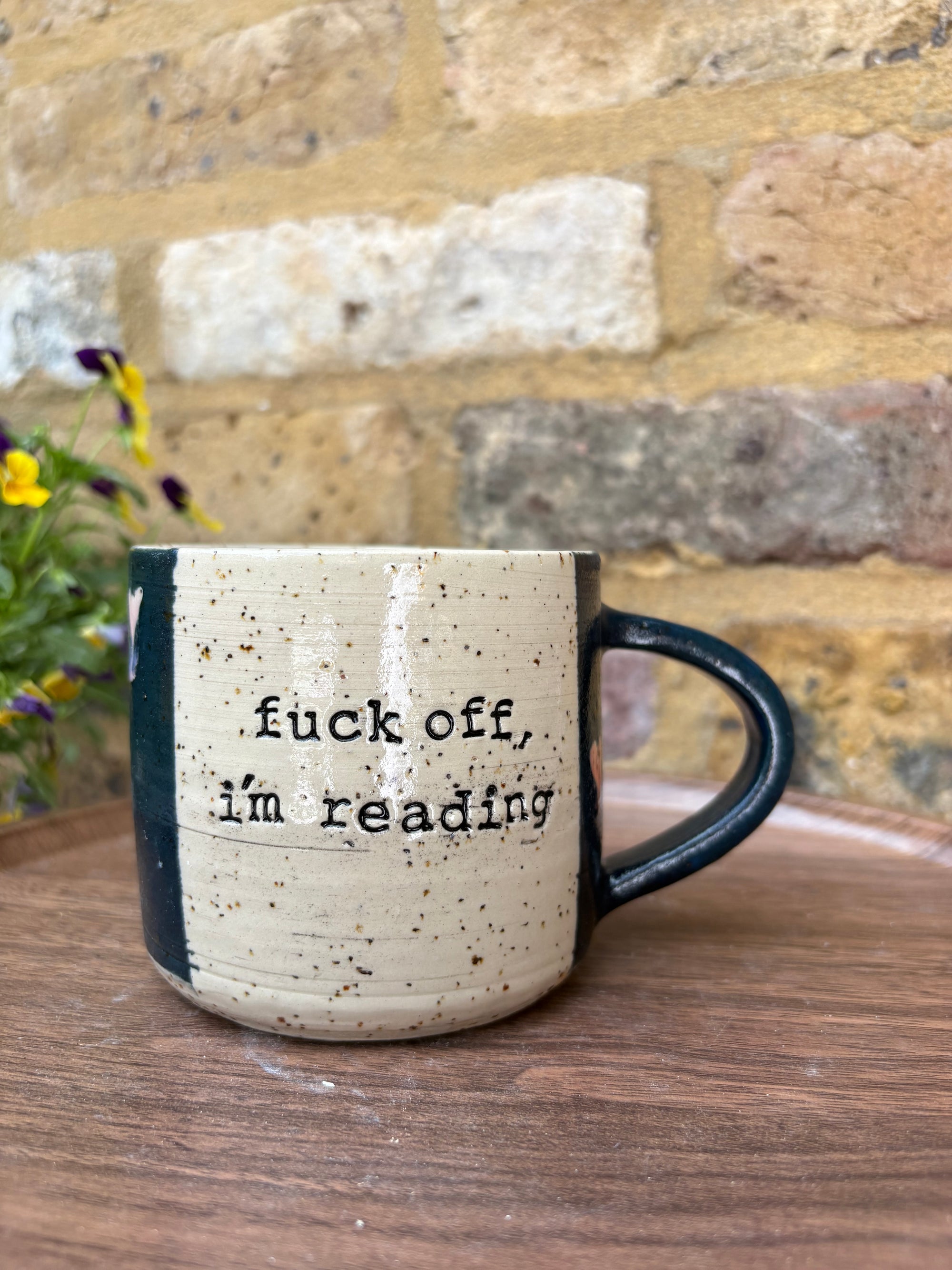 “Fuck off i'm reading" mug (blue/hearts)