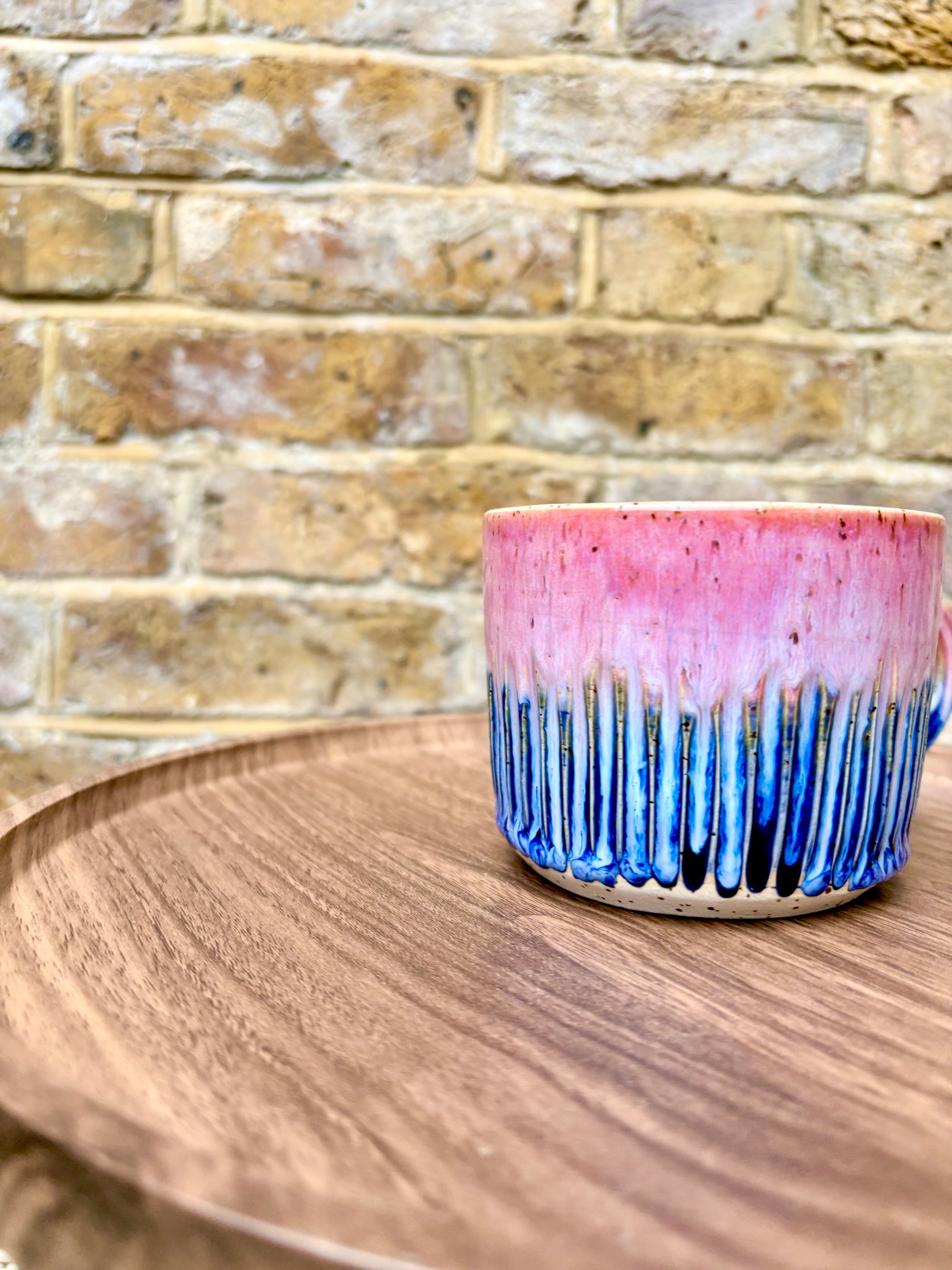 “Fuck off i'm reading" mug (Pink/blue/flecked)
