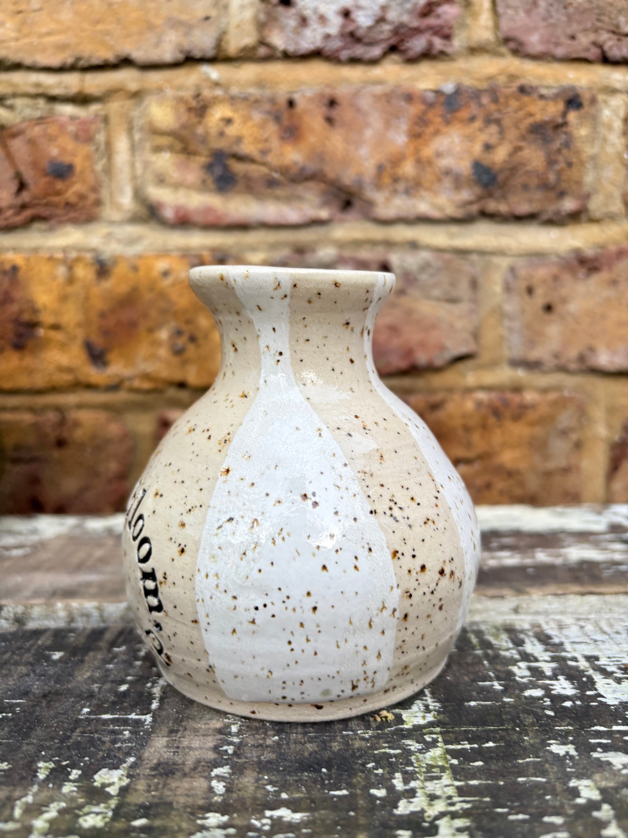 "bloom, die, repeat" chubby vase (white)