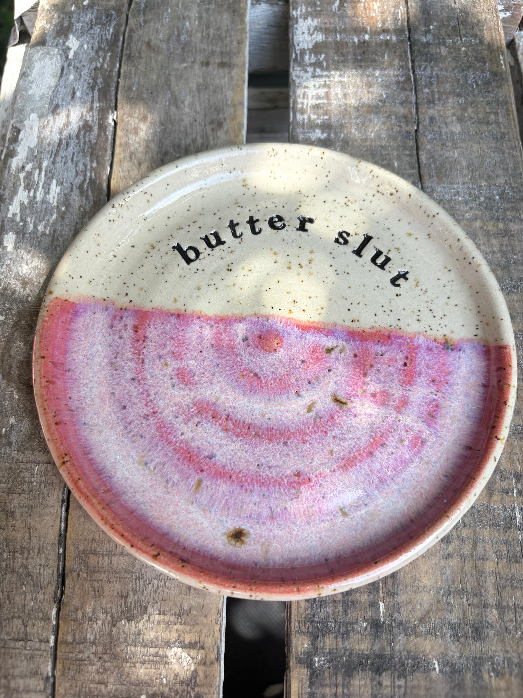 Butter Dish (butter slut, pink wood, flecked clay, knob)