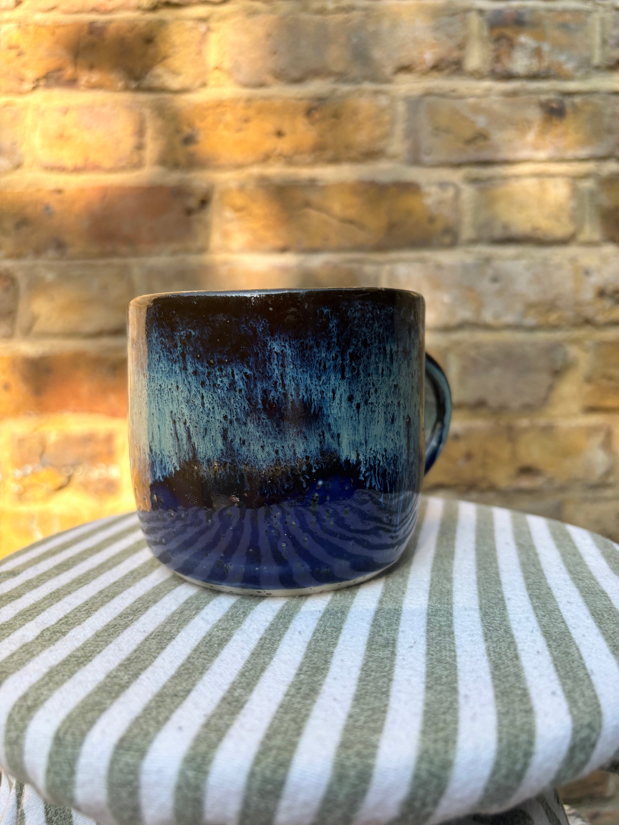 Small Talk Survivor mug (blue)