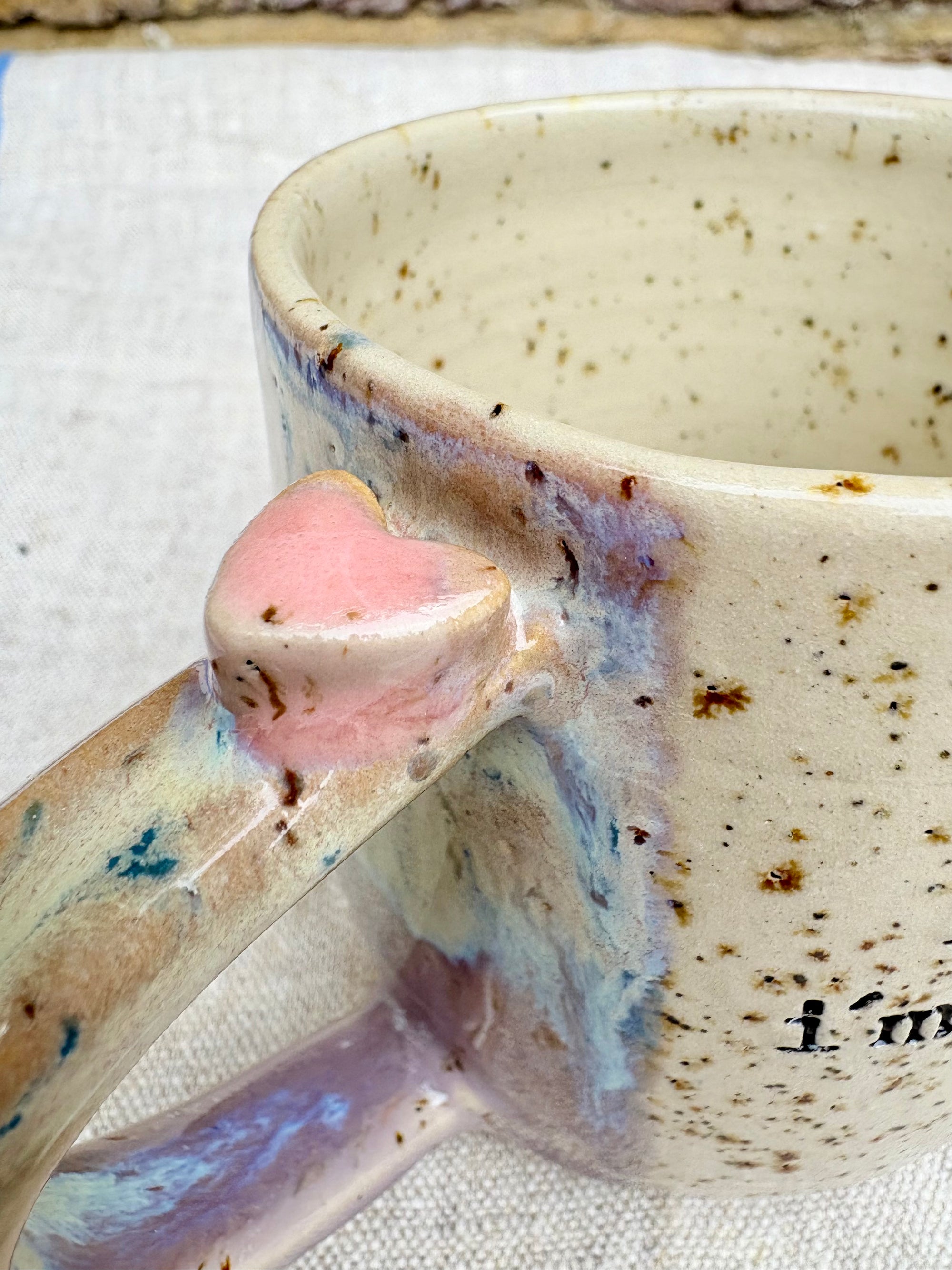 “Fuck off i'm reading" mug (Lilac Dream)