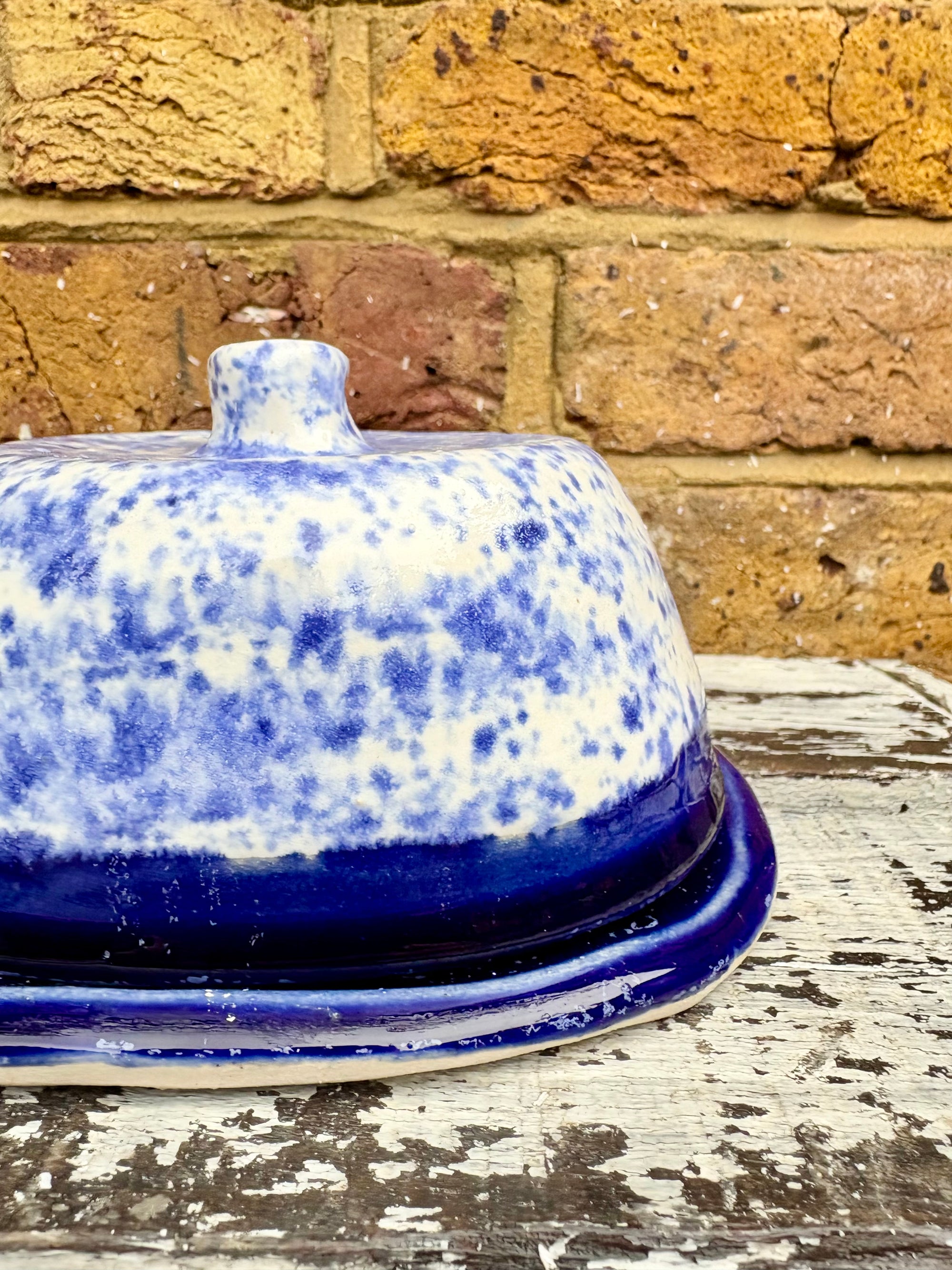 Butter Dish (butter slut, speckle blue/blue)