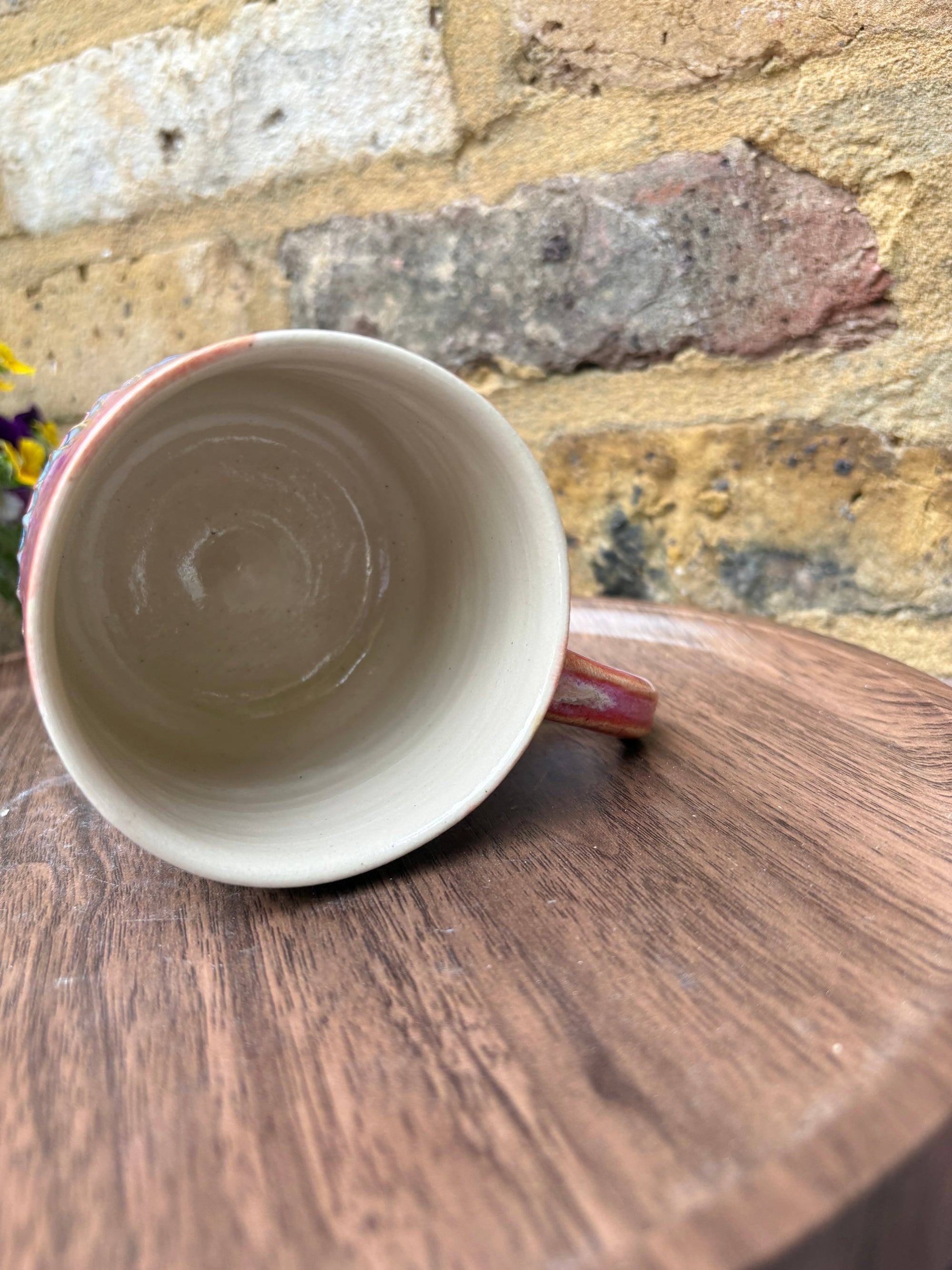 "I 🩷 meetings” "everyone in this meeting is a cunt" mug (pinks, medium)