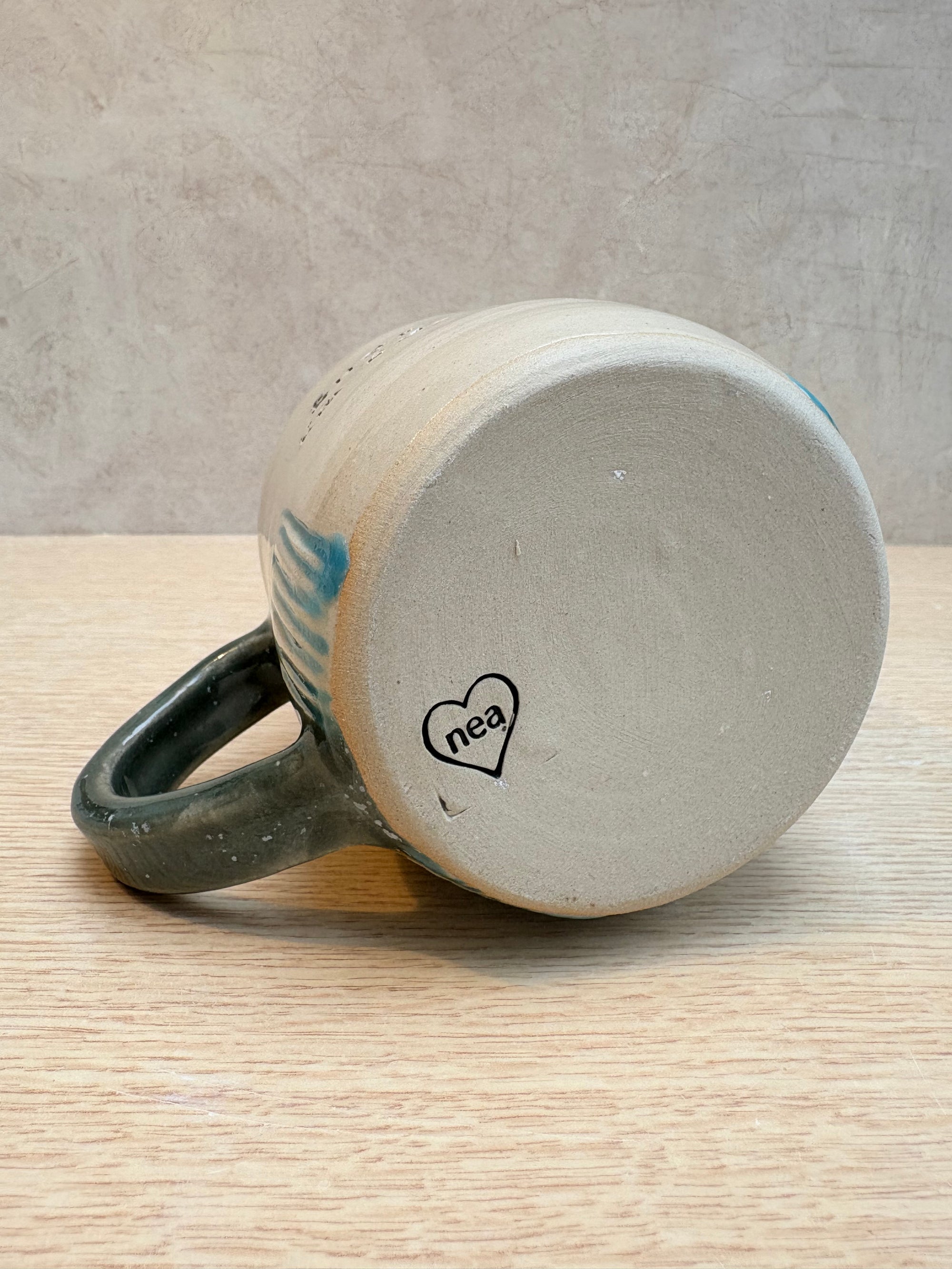 “Fuck off i'm reading" mug (Turquoise Grooves)