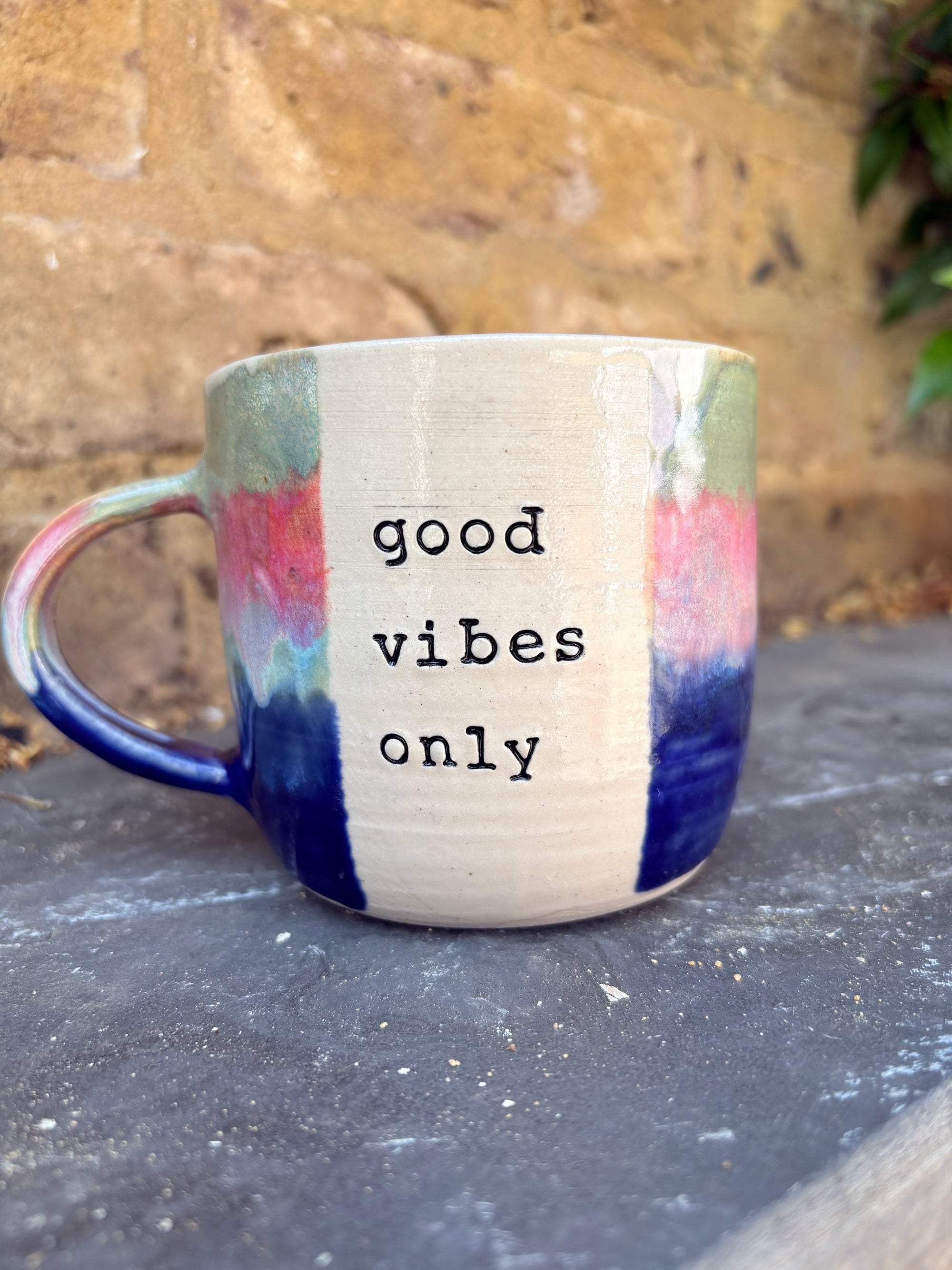 “good vibes only" "fuck off" mug (pink night sky)