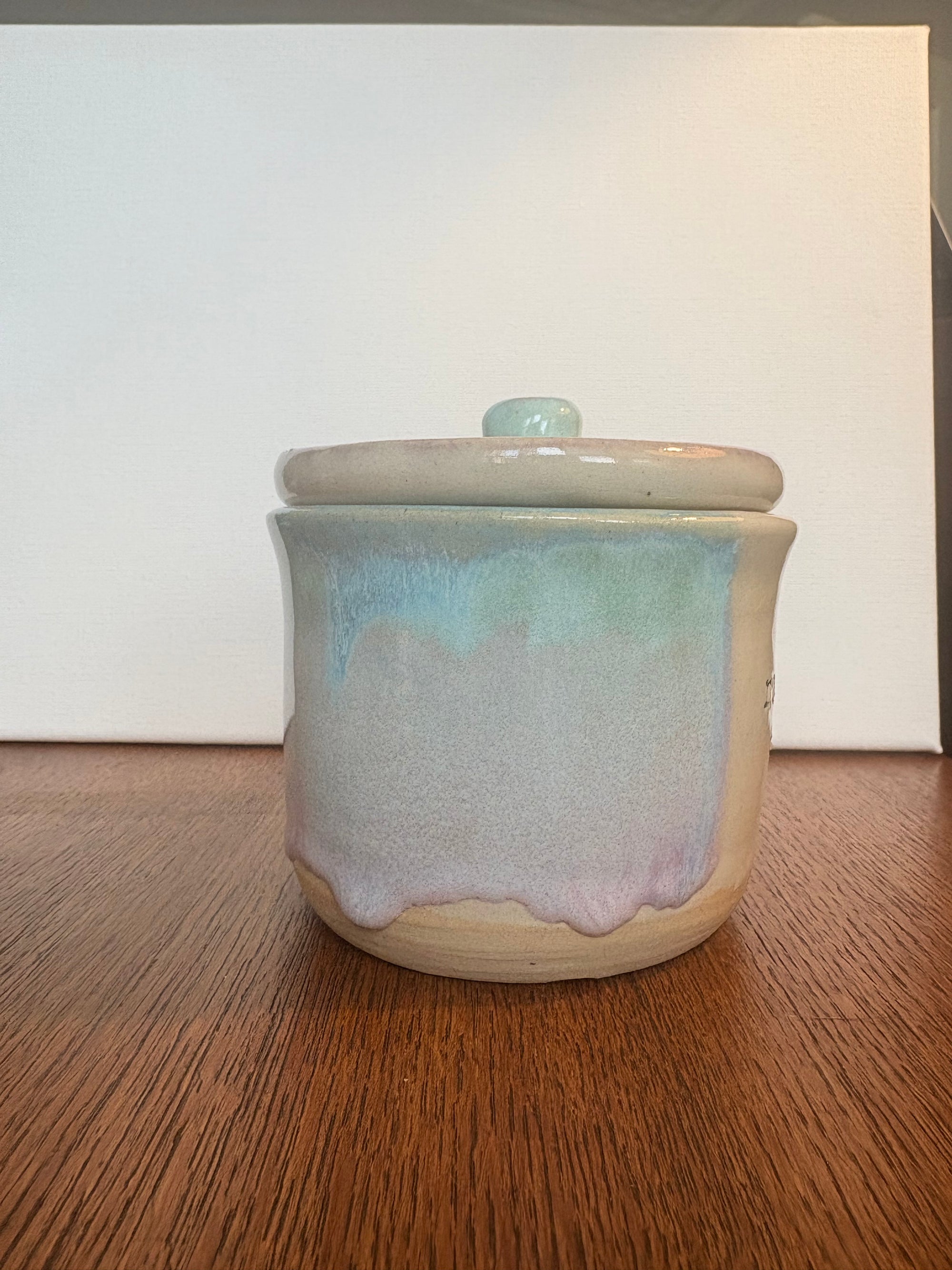 "random shit" lidded pot (oyster pink)