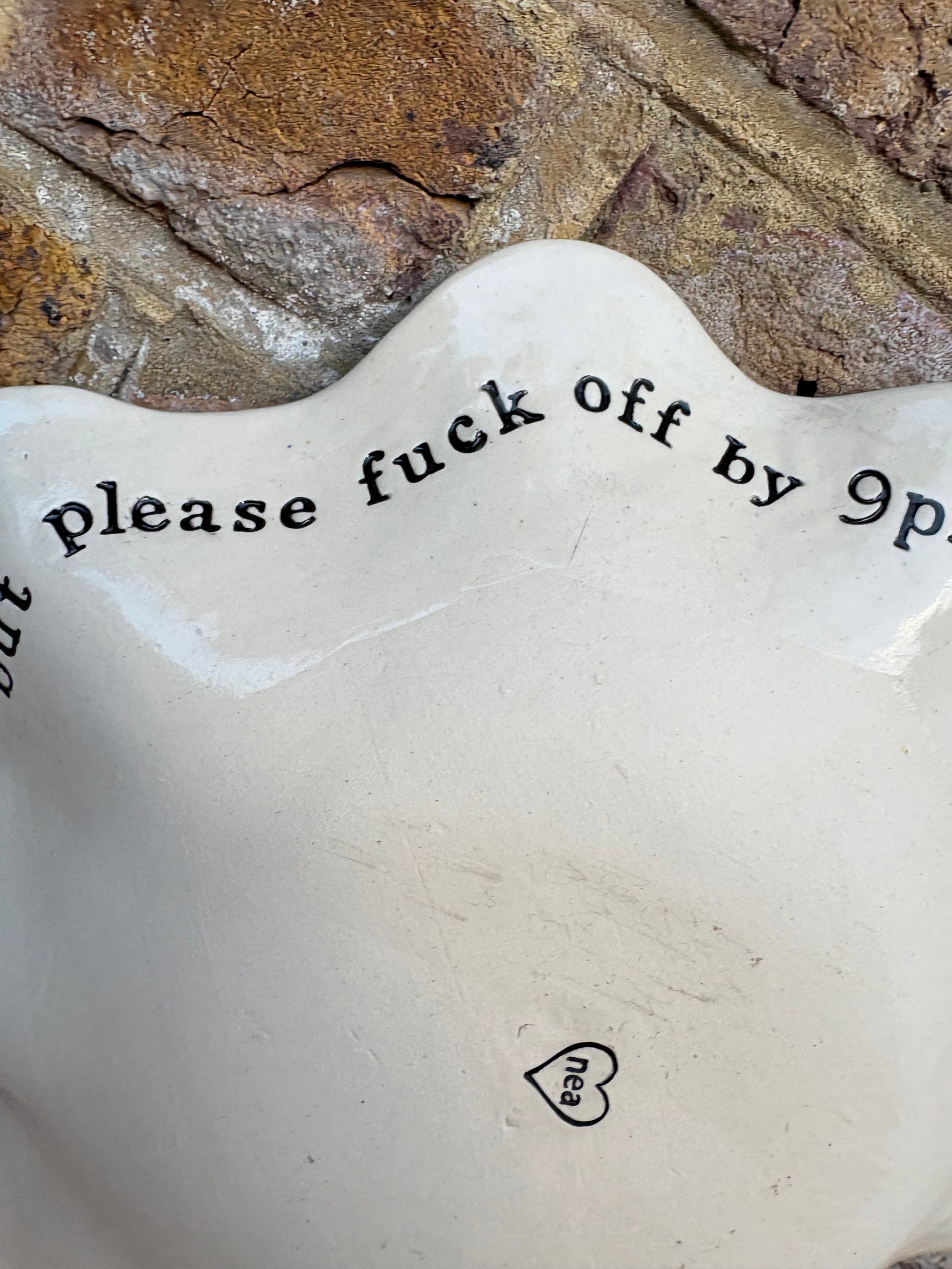 "good food, fine wine, good company..." dish (emerald)