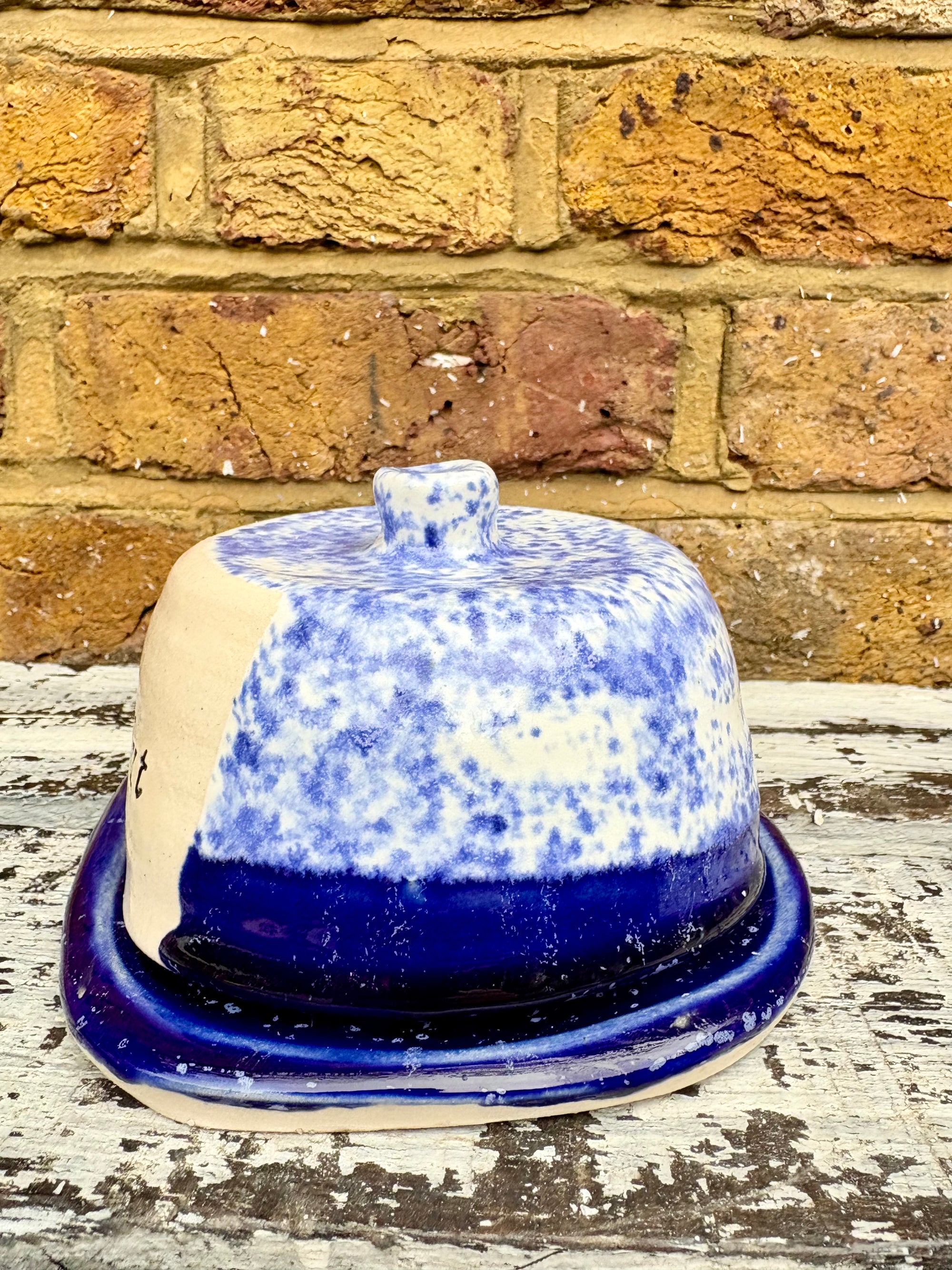 Butter Dish (butter slut, speckle blue/blue)